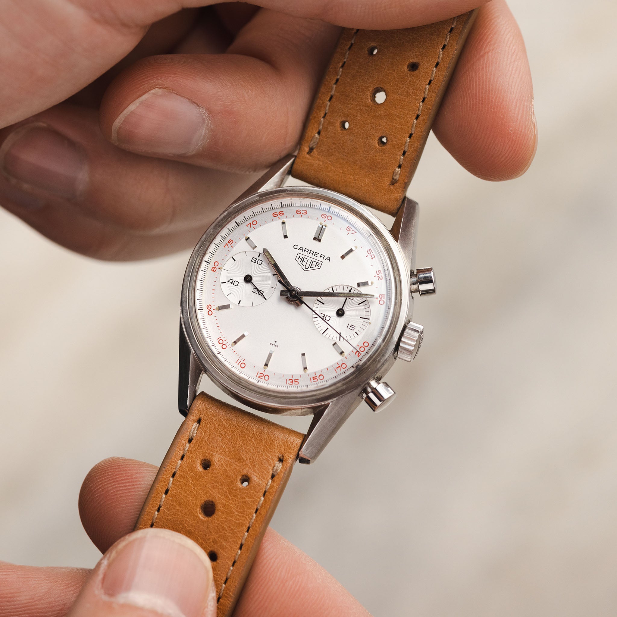 Heuer Carrera 45 Red Tachy Zifferblatt Referenz 3647