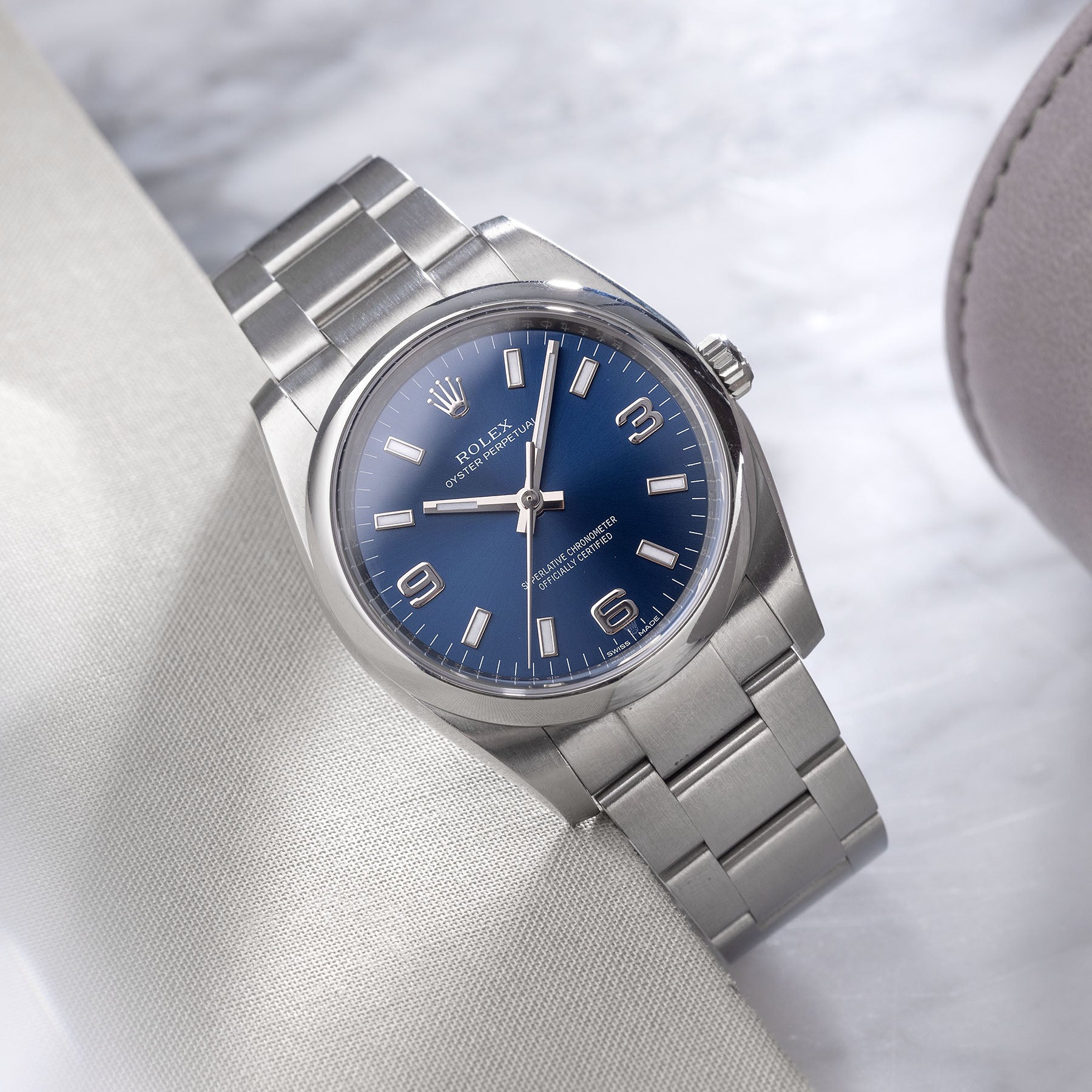 ROLEX OYSTER PERPETUAL PERPETUAL 114200 Blaues EXPLORER Zifferblatt mit BOX und Papieren