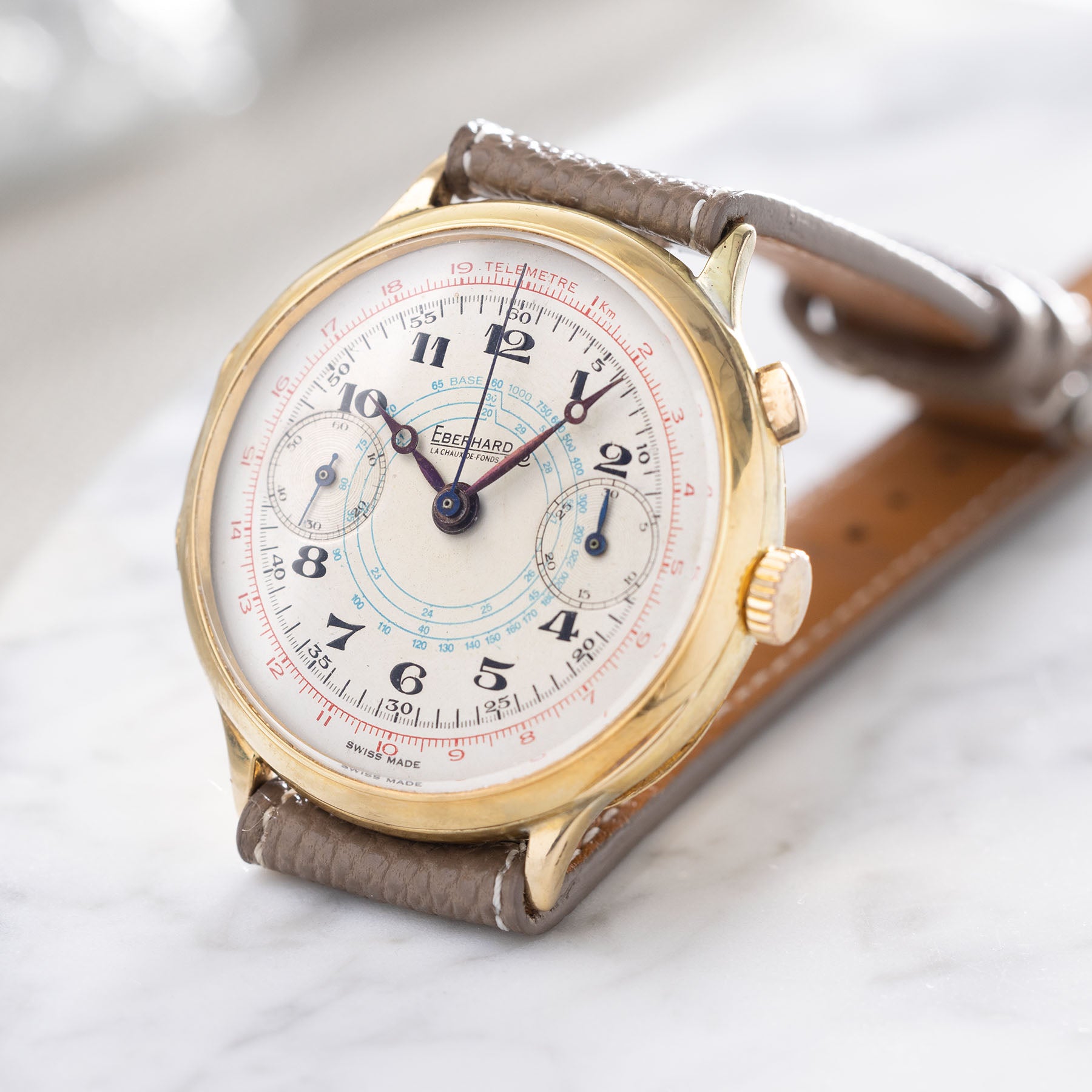Eberhard & Co Monopusher Pre Extra Fort Chronograph 18 Karat Gelbgold