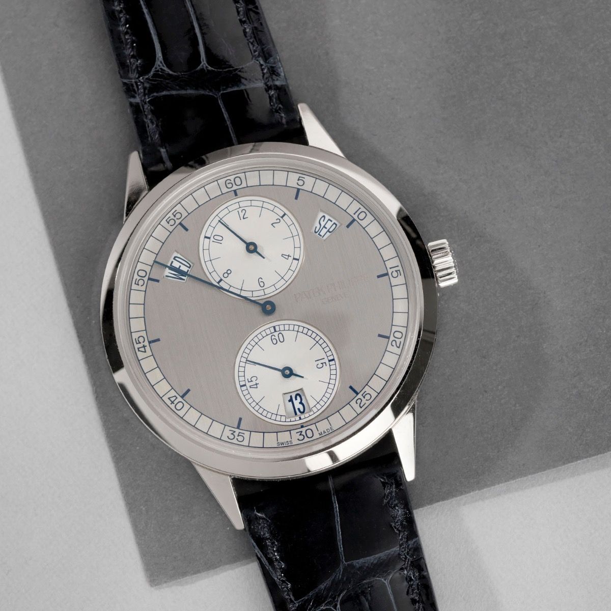 Patek Philippe Annual Calendar Regulator Reference 5235G
