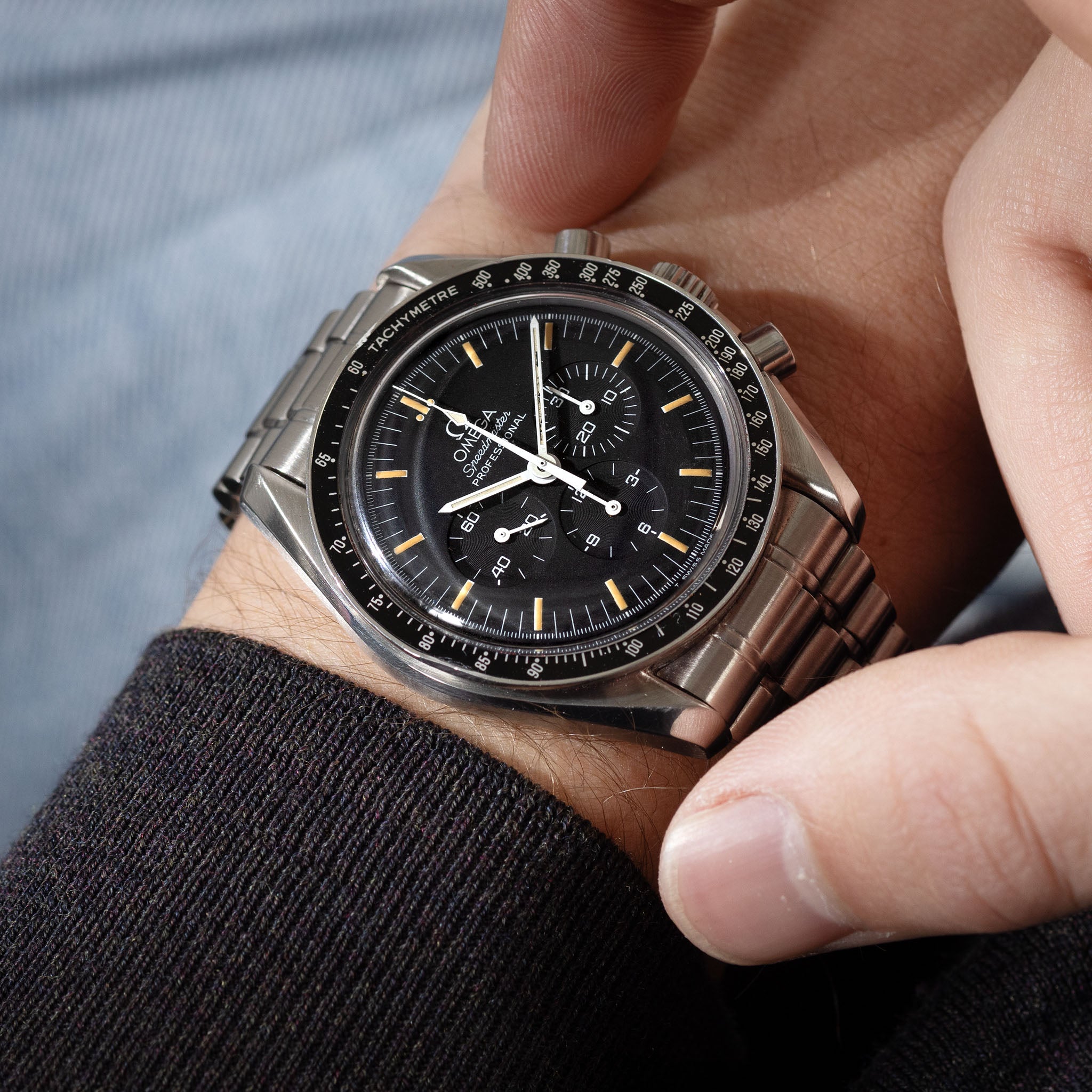 Omega Speedmaster Professional Tritium Zifferblatt mit Box und Papieren Referenz 145.0022