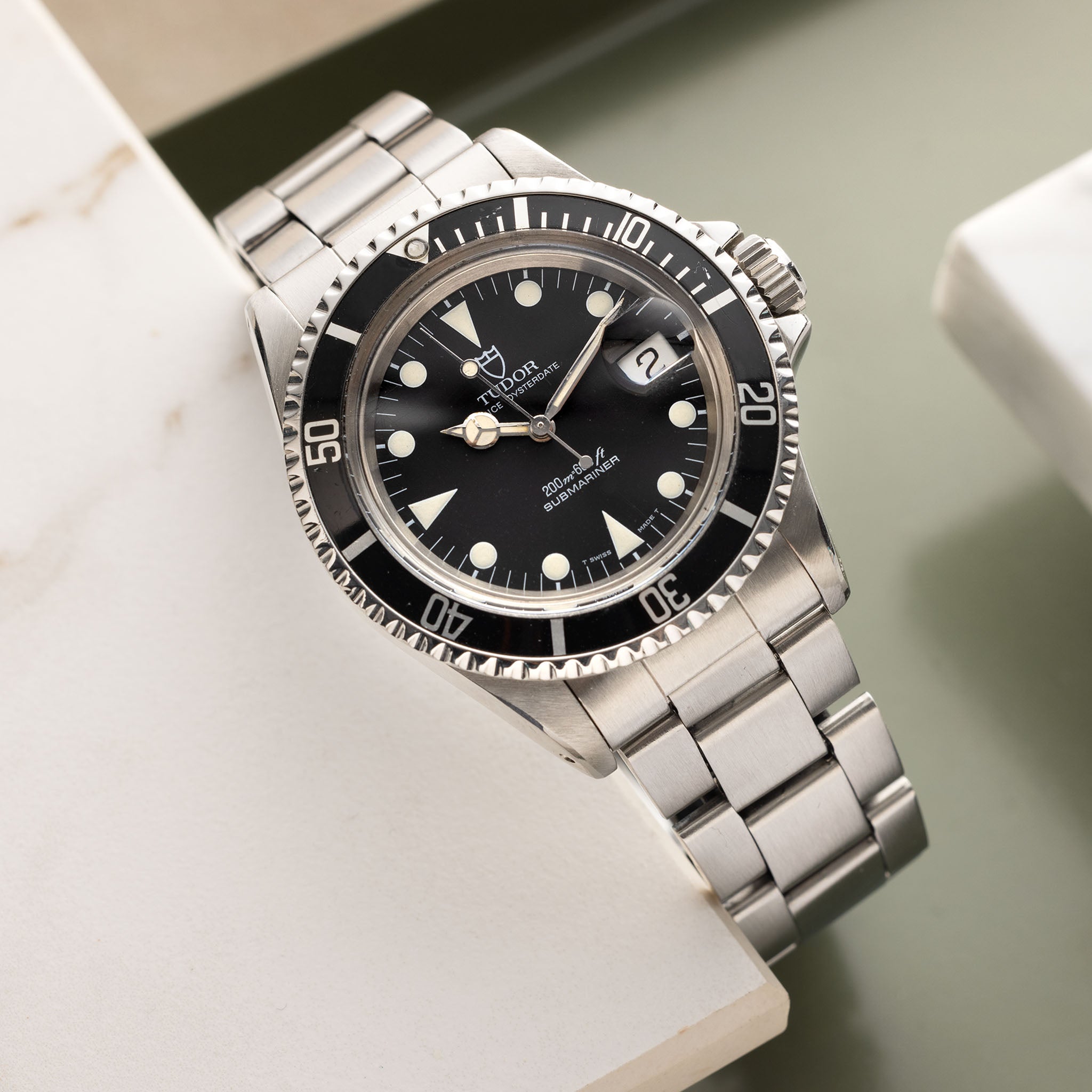 TUDOR SUBMARINER DATE 79090 Schwarzes Zifferblatt