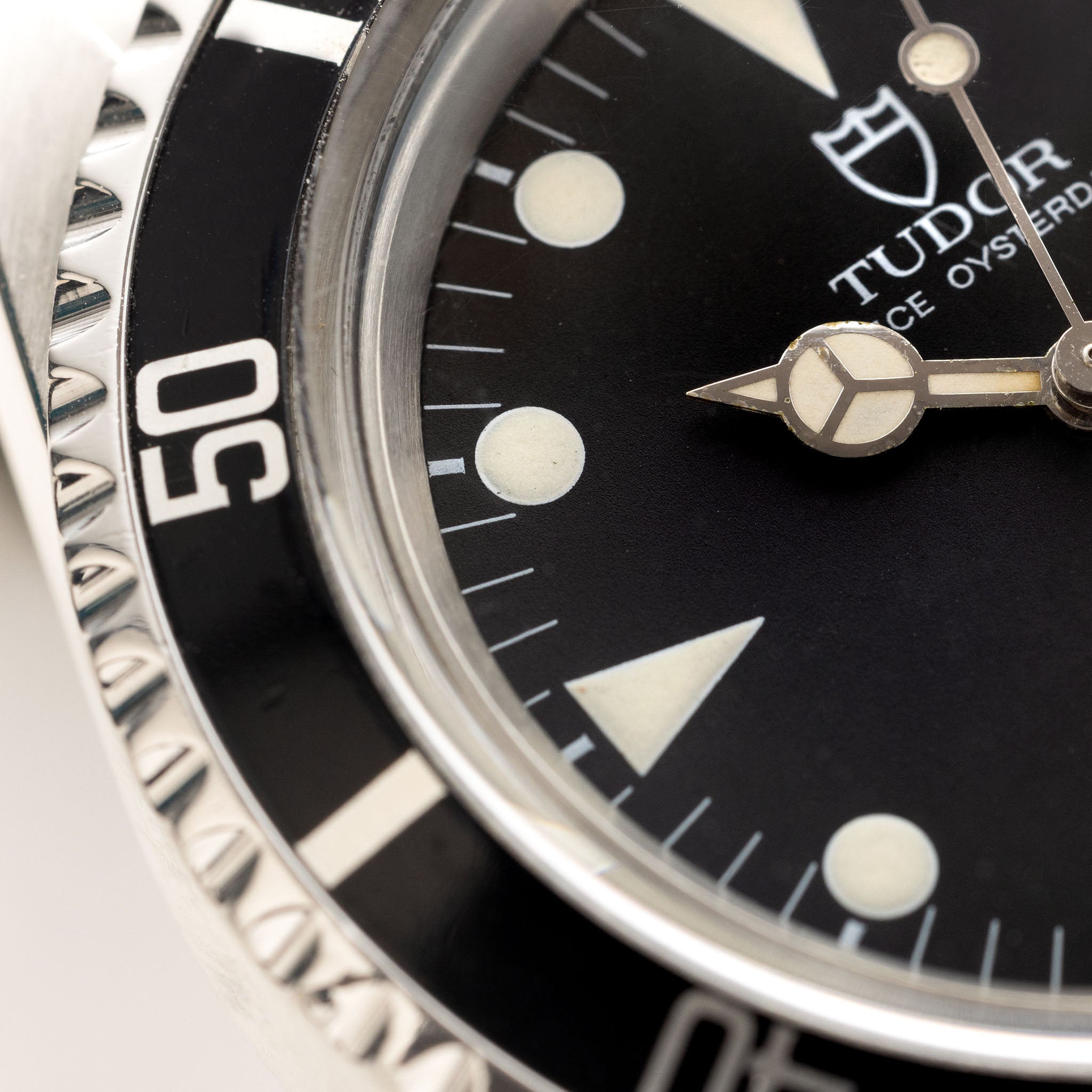 TUDOR SUBMARINER DATE 79090 Schwarzes Zifferblatt