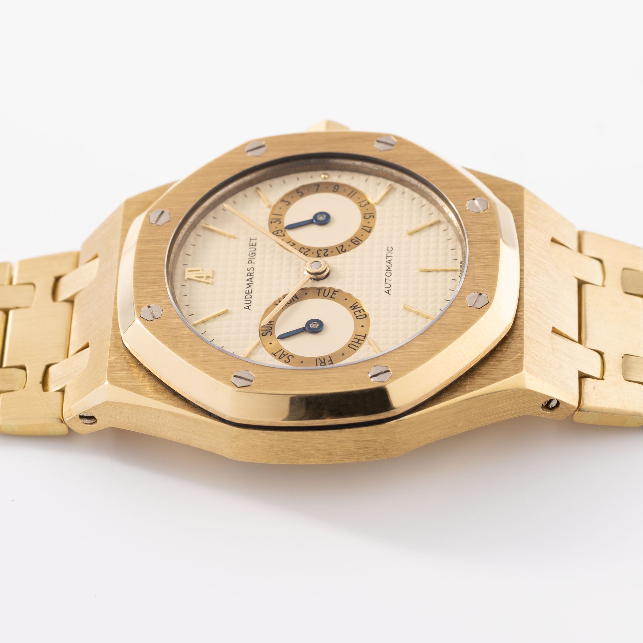 Audemars Piguet Royal Oak Day-Date 25572BA Mit Auszug Aus Archiv