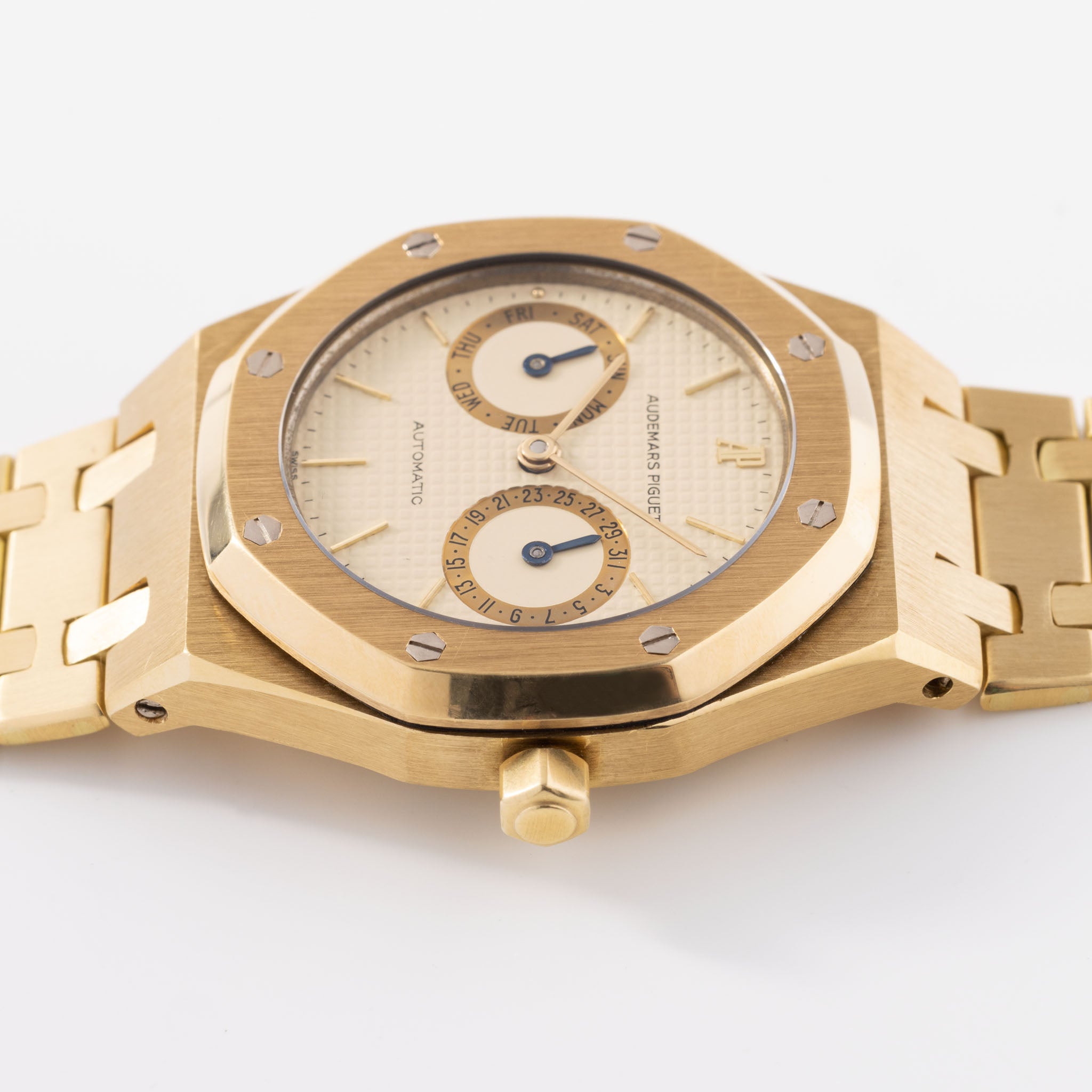 Audemars Piguet Royal Oak Day-Date 25572BA Mit Auszug Aus Archiv