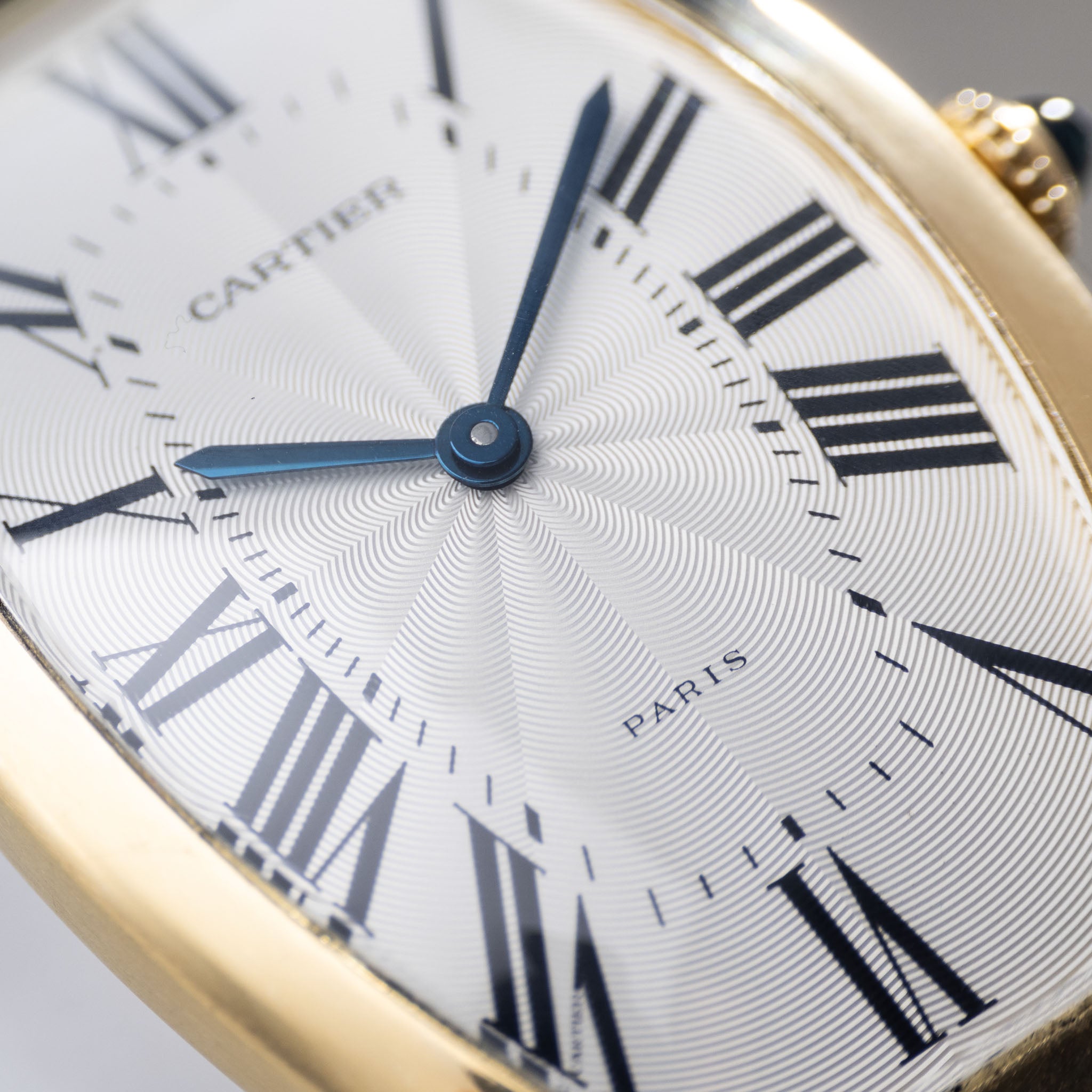 Cartier Tonneau Paris 18k Gelbgold