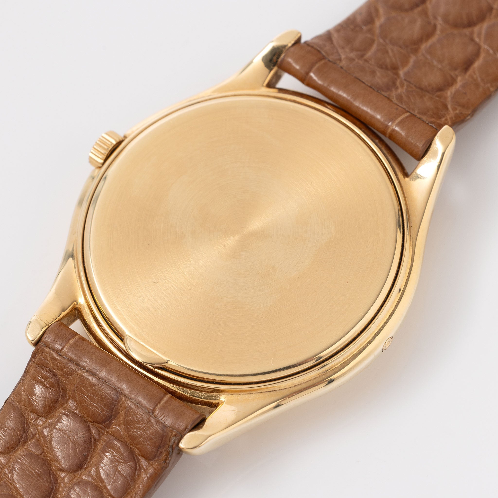 Patek Philippe Perpetual Calendar 3940J Early Second Series in 18k yellow gold with Extract of the Archives and Box