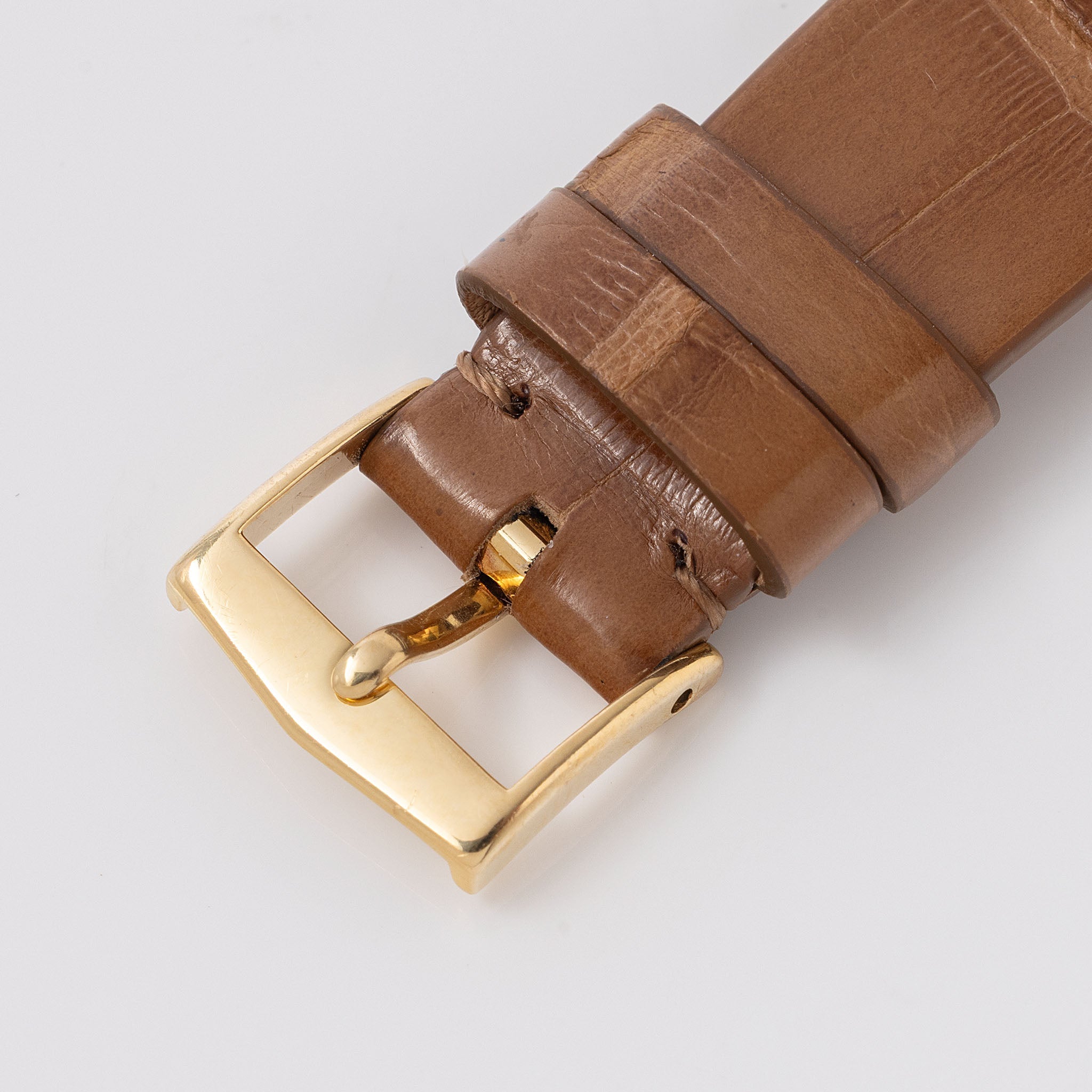 Patek Philippe Perpetual Calendar 3940J Early Second Series in 18k yellow gold with Extract of the Archives and Box