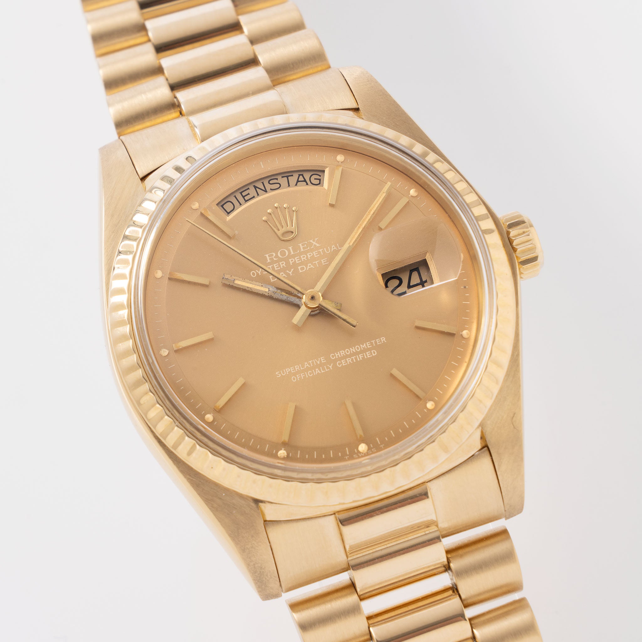 Rolex Day-Date Referenz 1803 mit Havana Zifferblatt in 18 Karat Gelbgold mit Box und Papieren