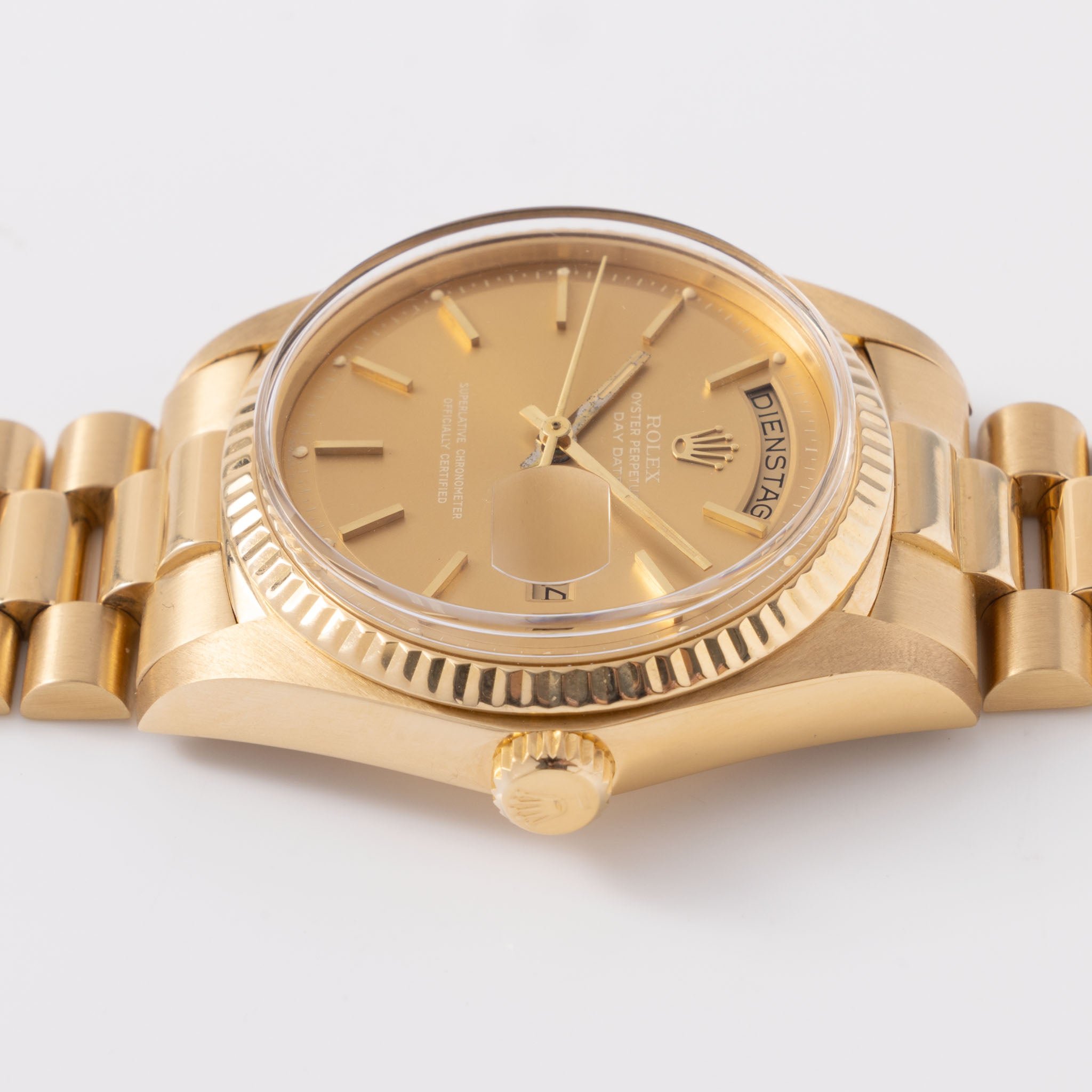 Rolex Day-Date Referenz 1803 mit Havana Zifferblatt in 18 Karat Gelbgold mit Box und Papieren