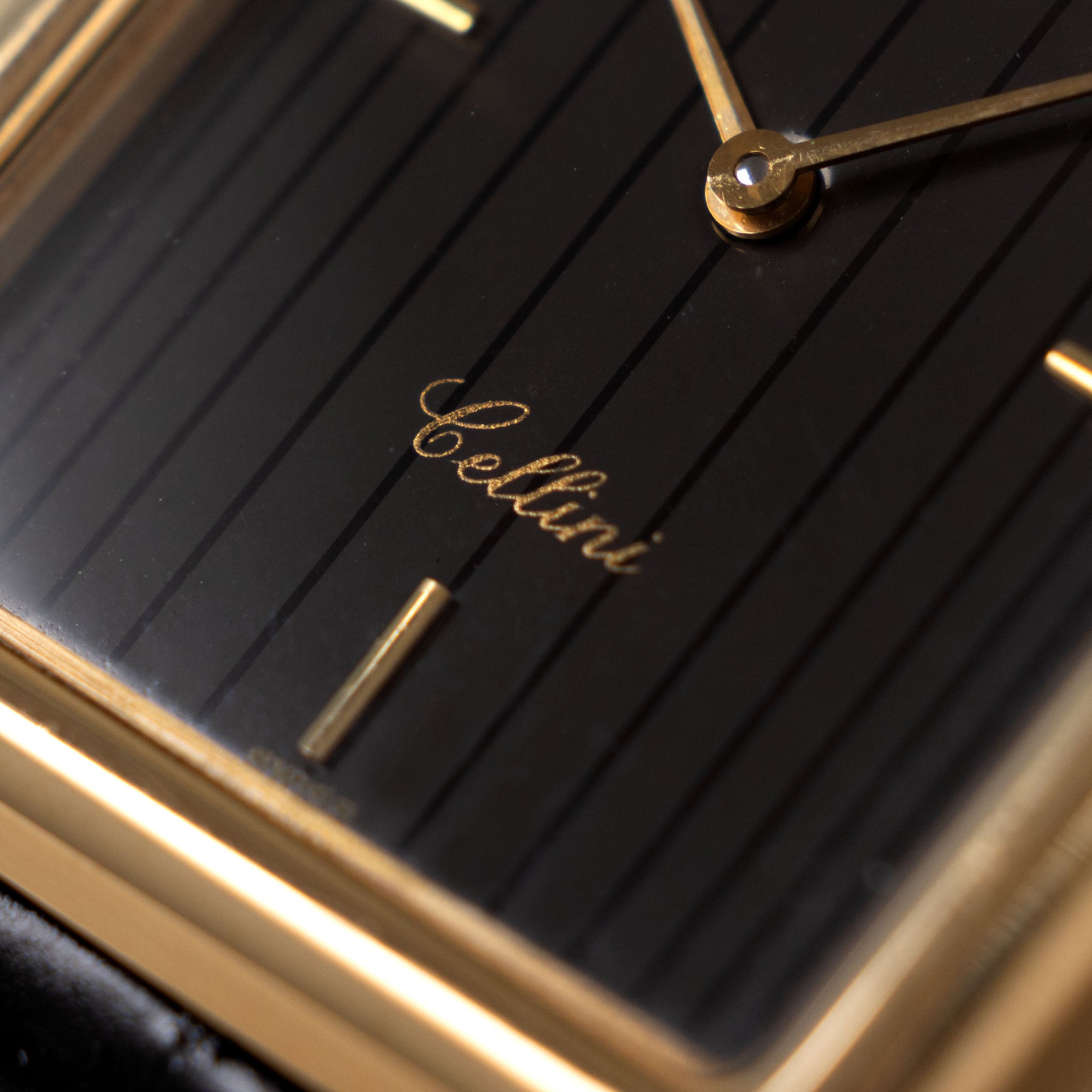 Rolex Cellini Referenz 4105 mit Schwarzem Tapestry Zifferblatt in 18 Karat Gelbgold