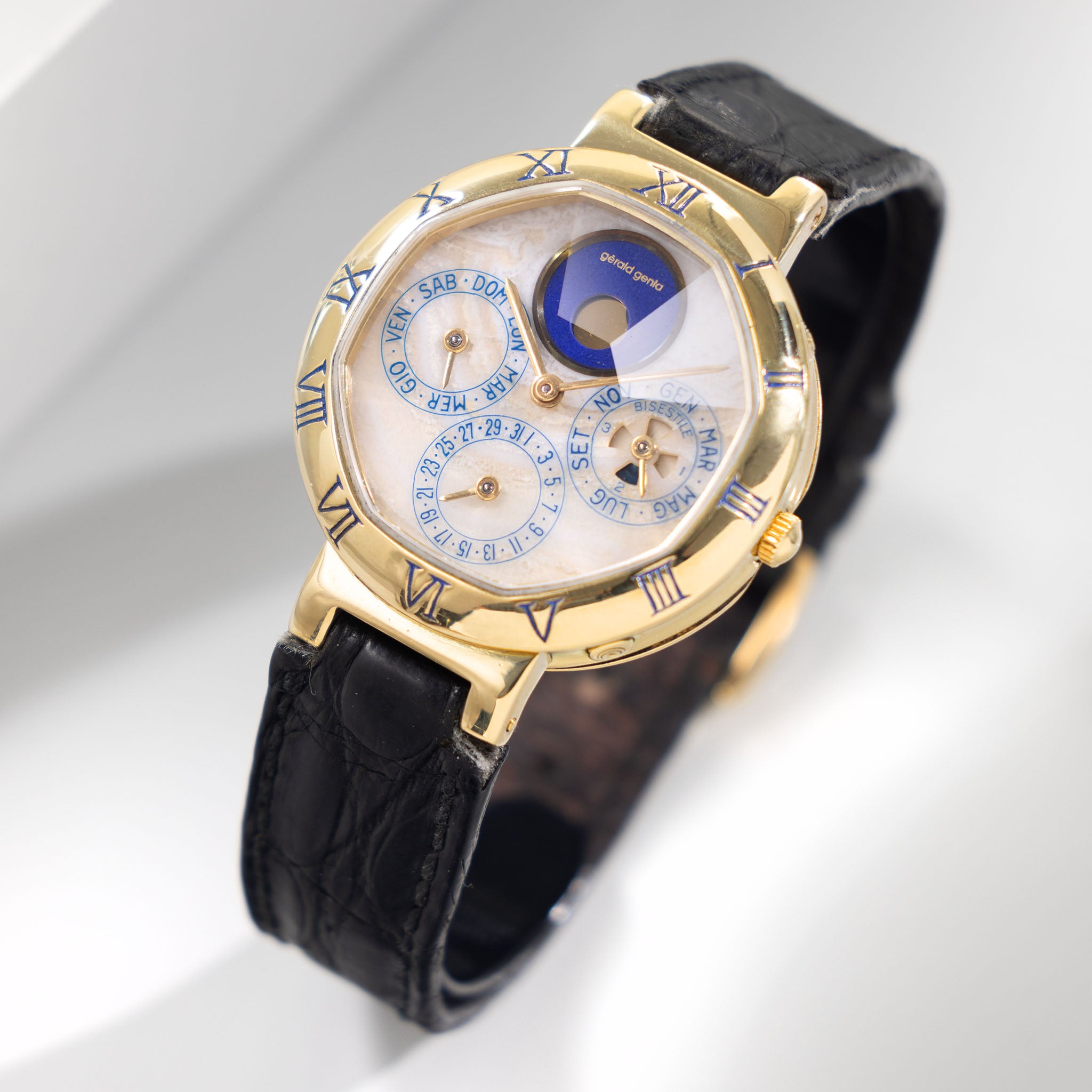 Gerald Genta "Success" Perpetual Kalender Mondphase in 18 Karat Gelbgold Referenz G2994.7