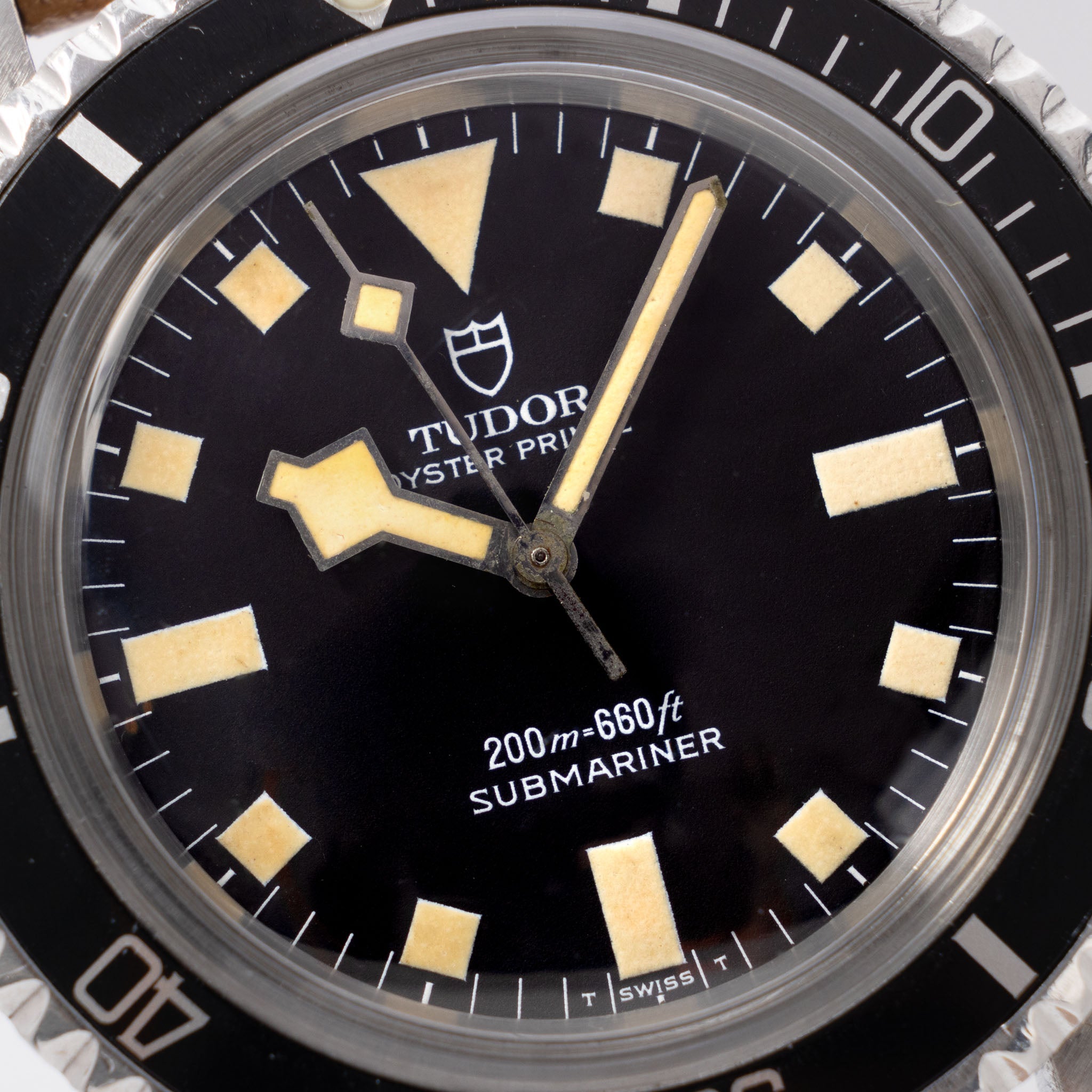 Tudor Submariner Snowflake 9401/0 vivid patina with box and Tudor service