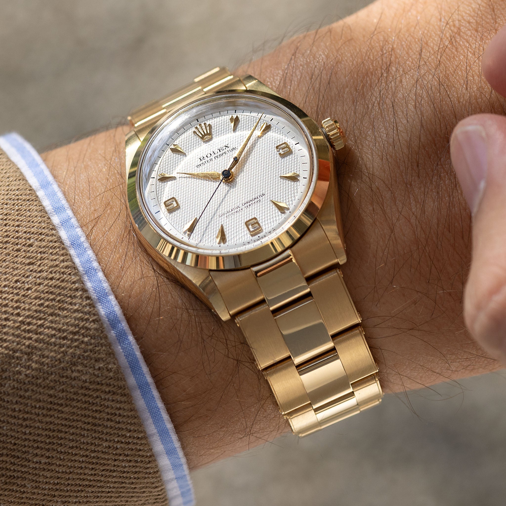 Rolex Oyster Perpetual Silver Waffle Dial Ref. 5500 in 14k Yellow Gold