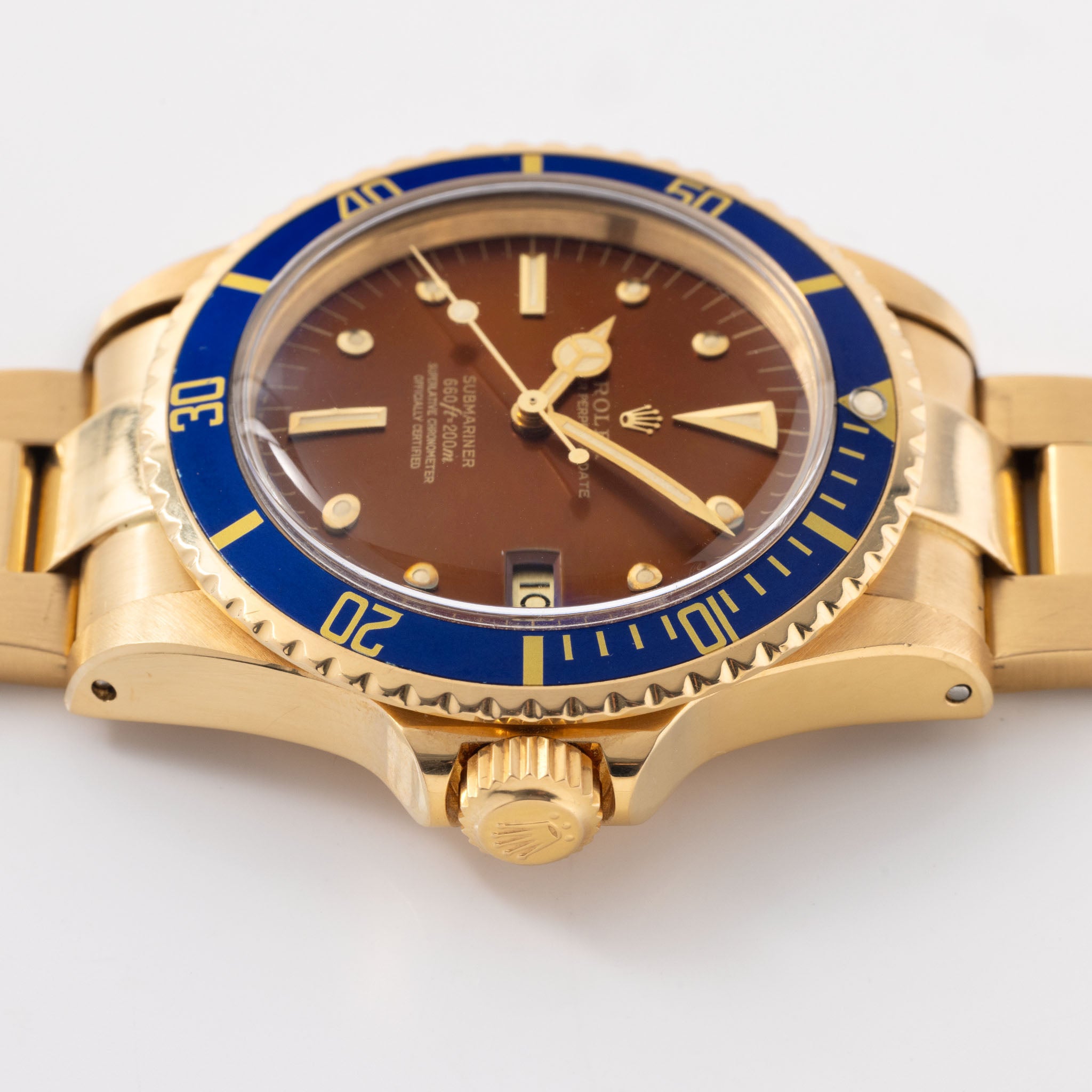 Rolex Submariner 1680/8 in 18k Yellow Gold with Honey Tropical Dial