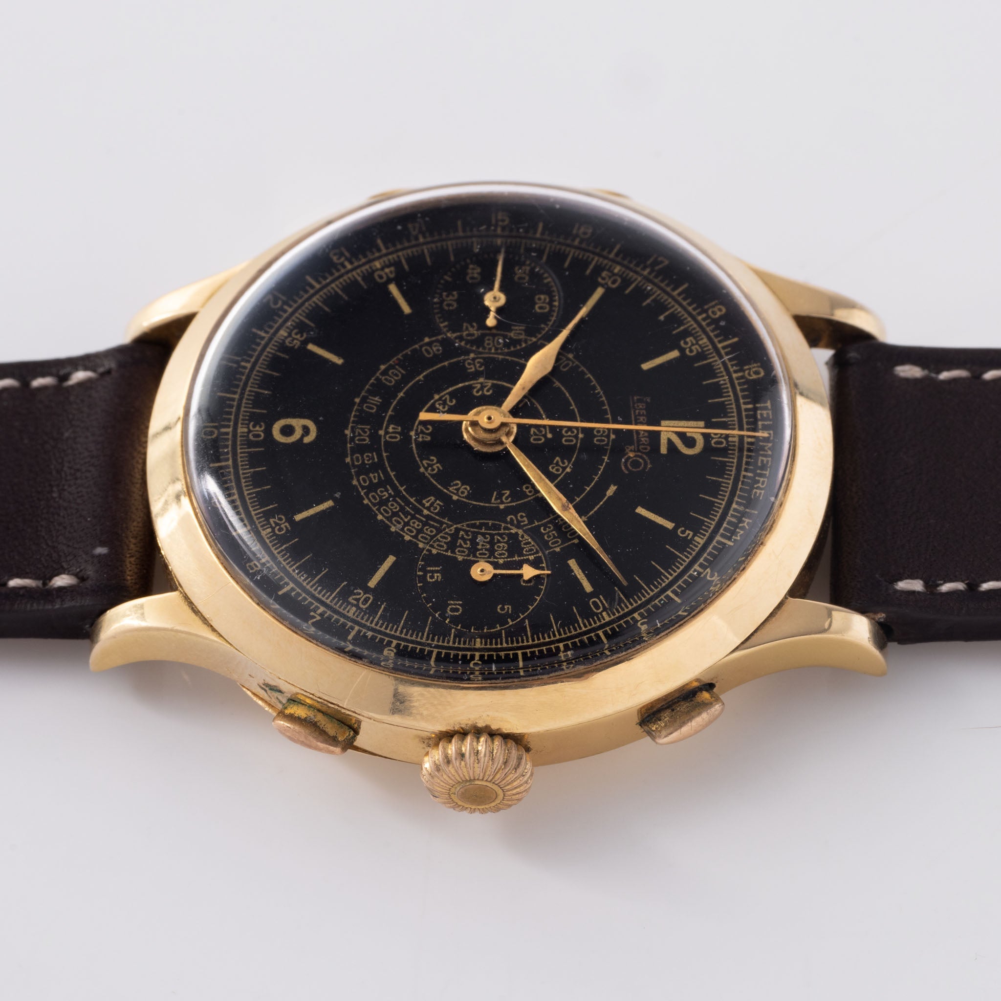 Eberhard & Co. Chronograph "Pré Extrafort" Black Dial in 18k Yellow Gold