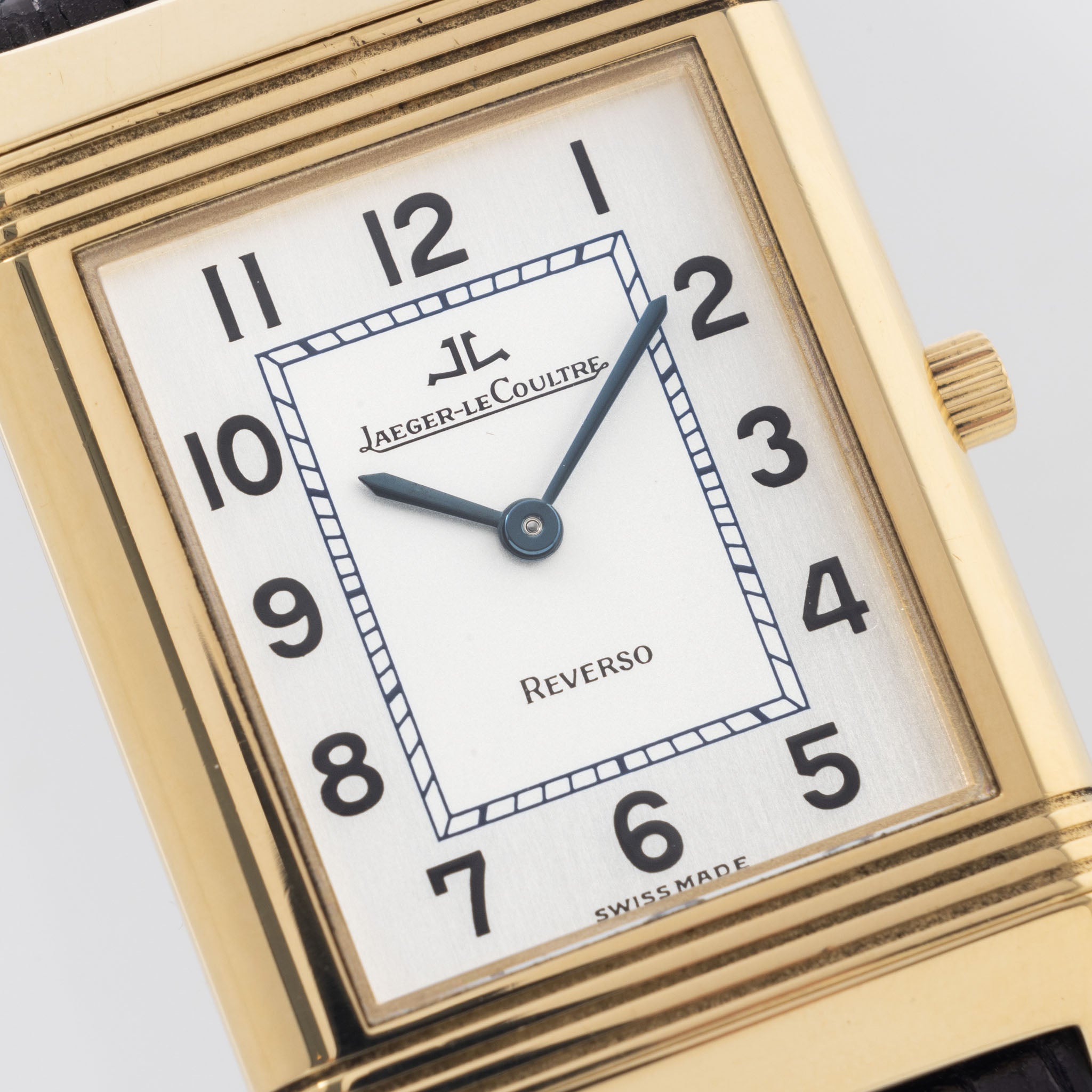 Jaeger-LeCoultre Reverso Classique in 18k Yellow Gold Ref. 250.1.86