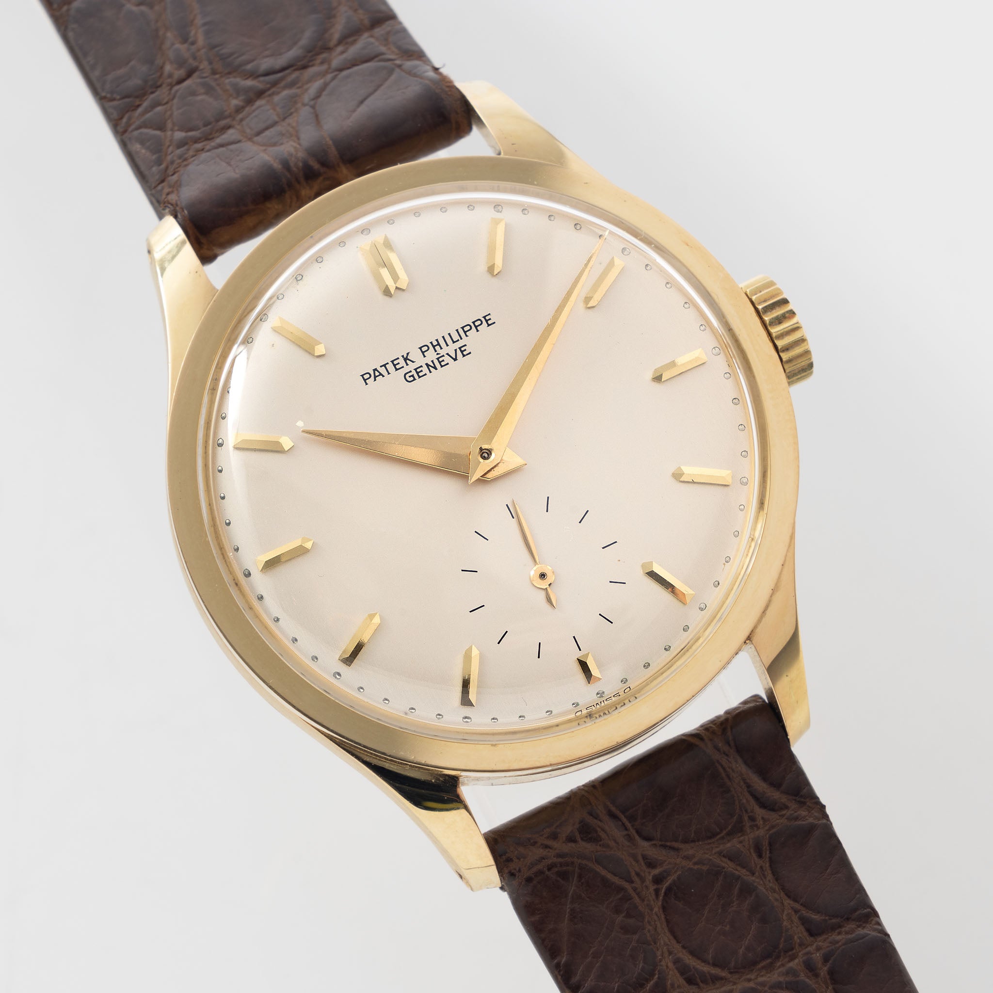 Patek Philippe Calatrava in 18k Yellow Gold Ref. 570J Silver Dial with Extract of the Archives