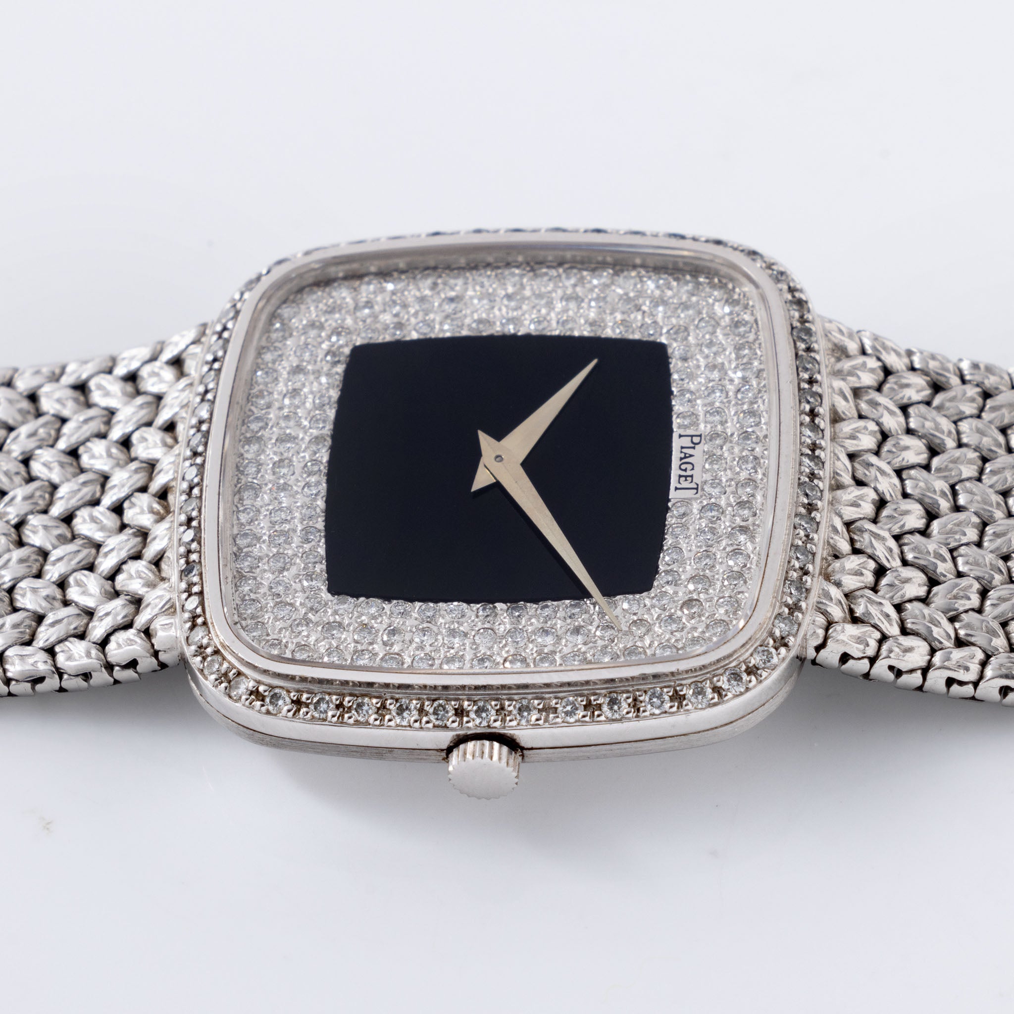 Piaget Tradition in 18K White Gold "Onyx Pavé" Dial Ref. 9775 D2