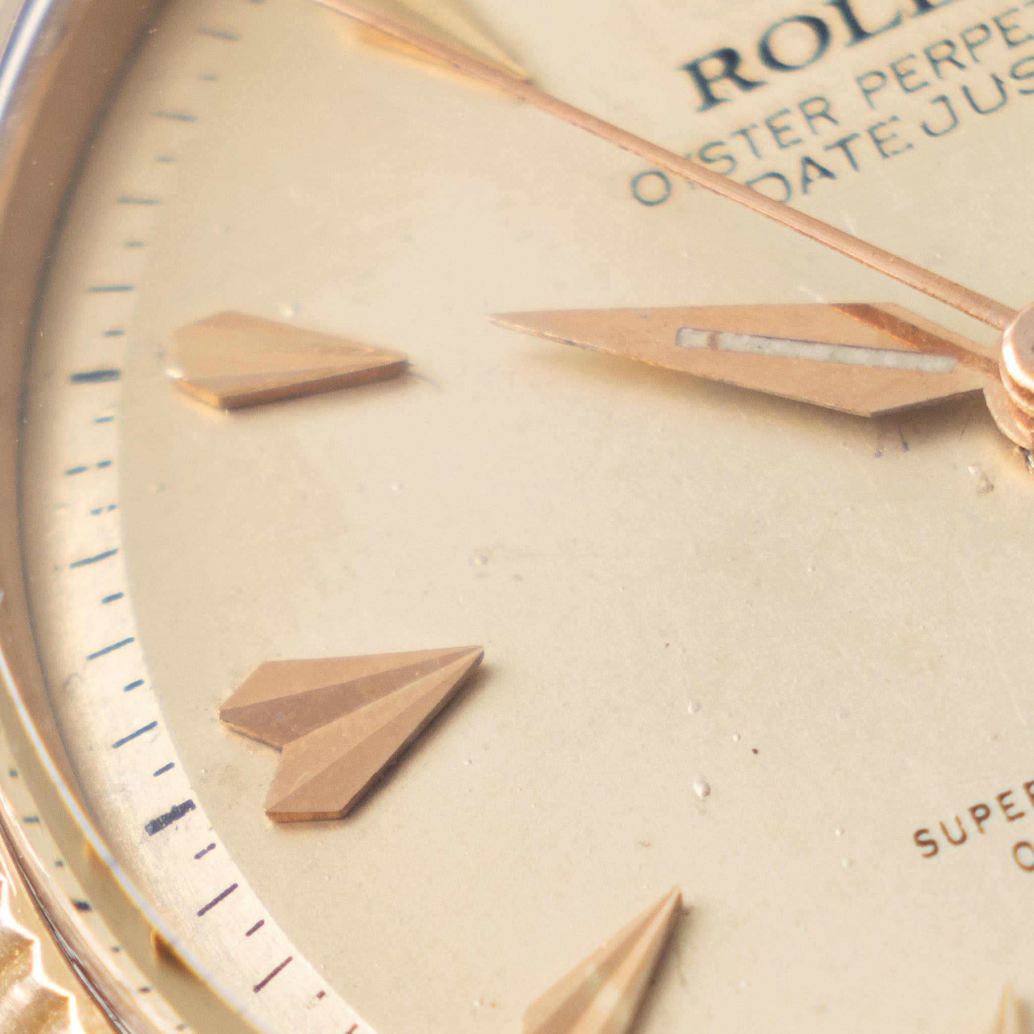 Rolex Oyster Perpetual Datejust ref 6605 Cream Dial in 18k Yellow Gold