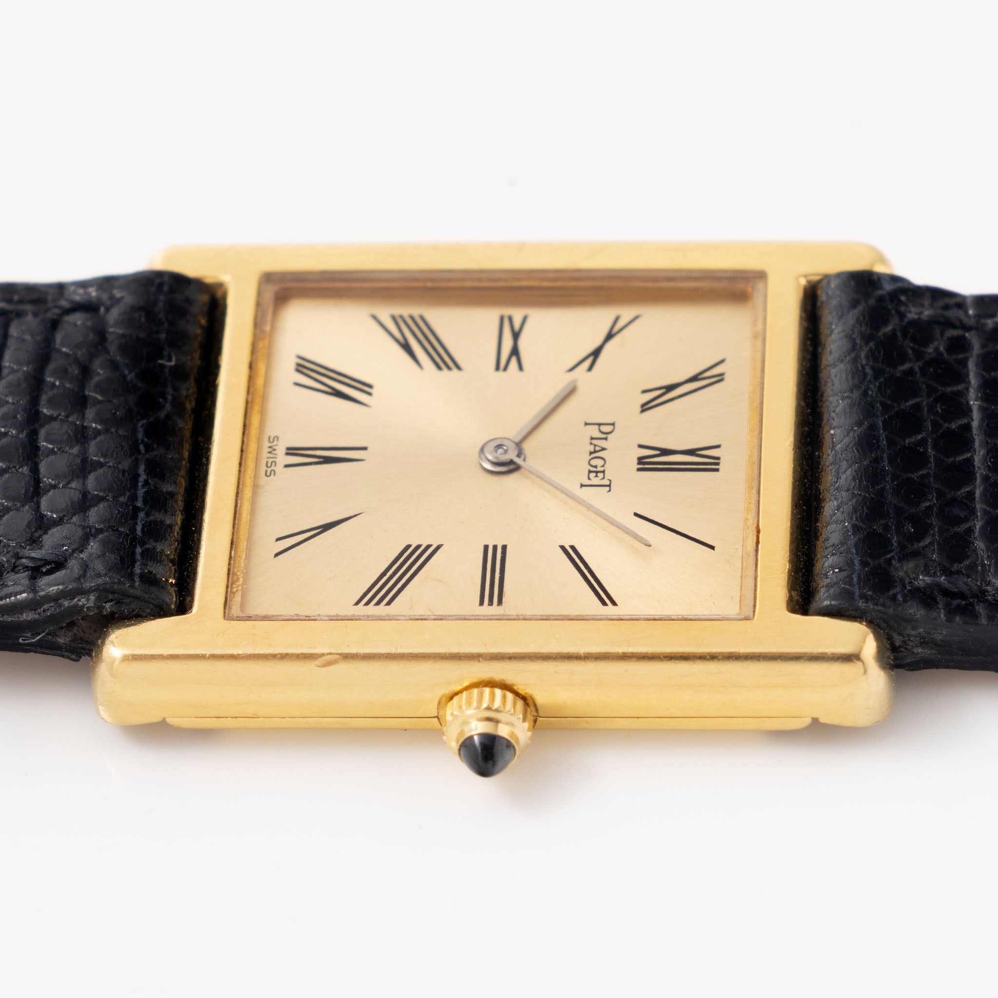 Piaget Tank Dress-watch in 18k Yellow Gold ref. 90802