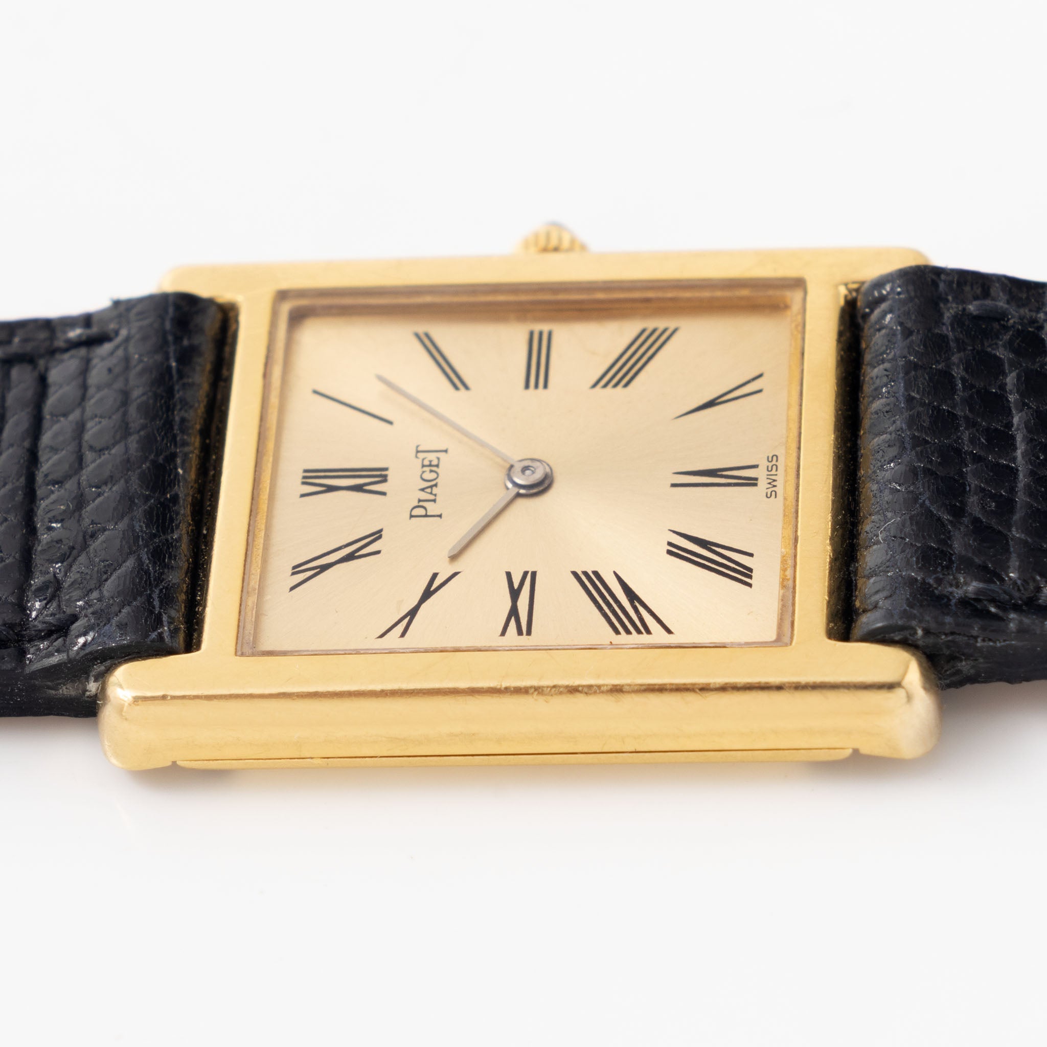 Piaget Tank Dress-watch in 18k Yellow Gold ref. 90802