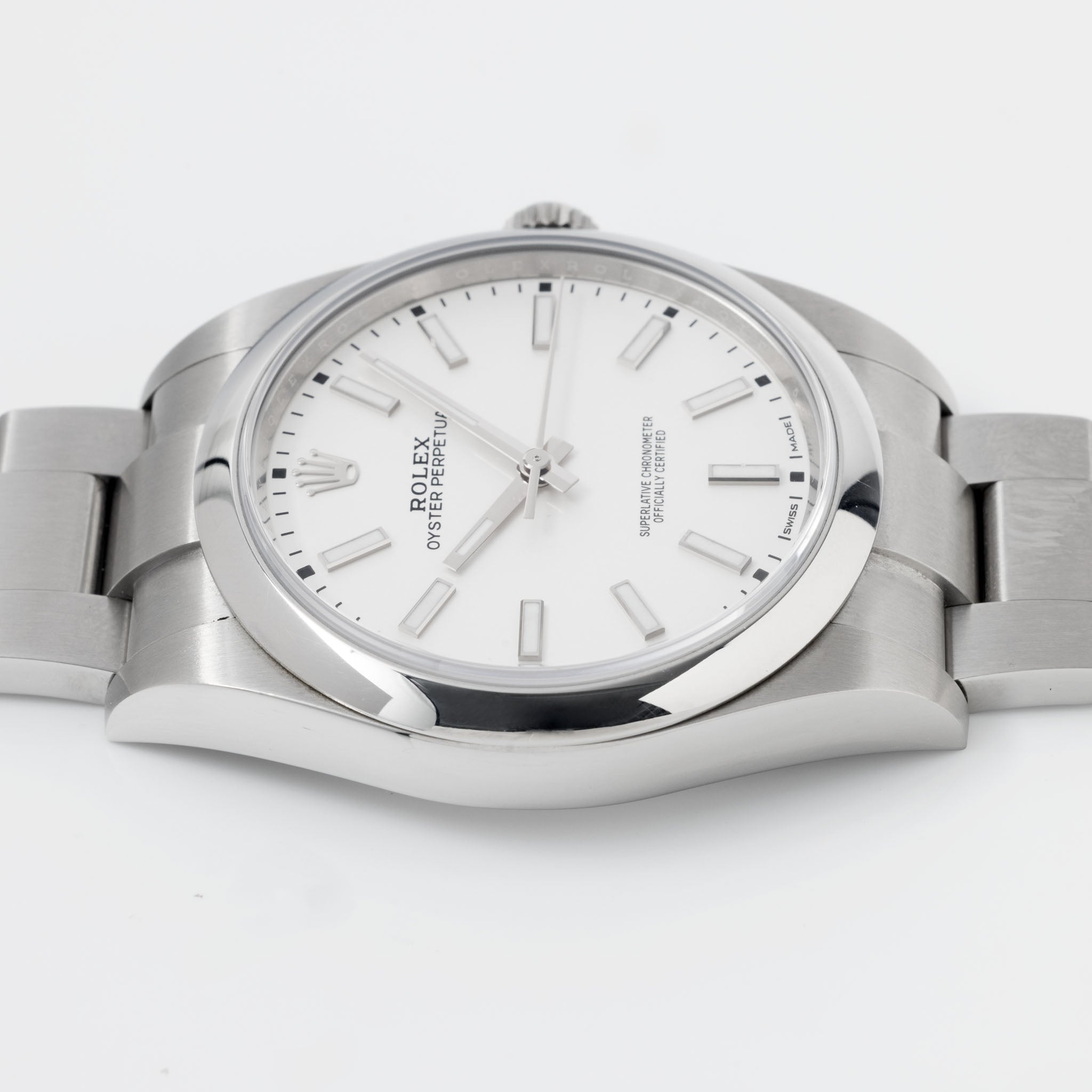 Rolex Oyster Perpetual 39 Ref. 114300 White Dial Full-Set 2020