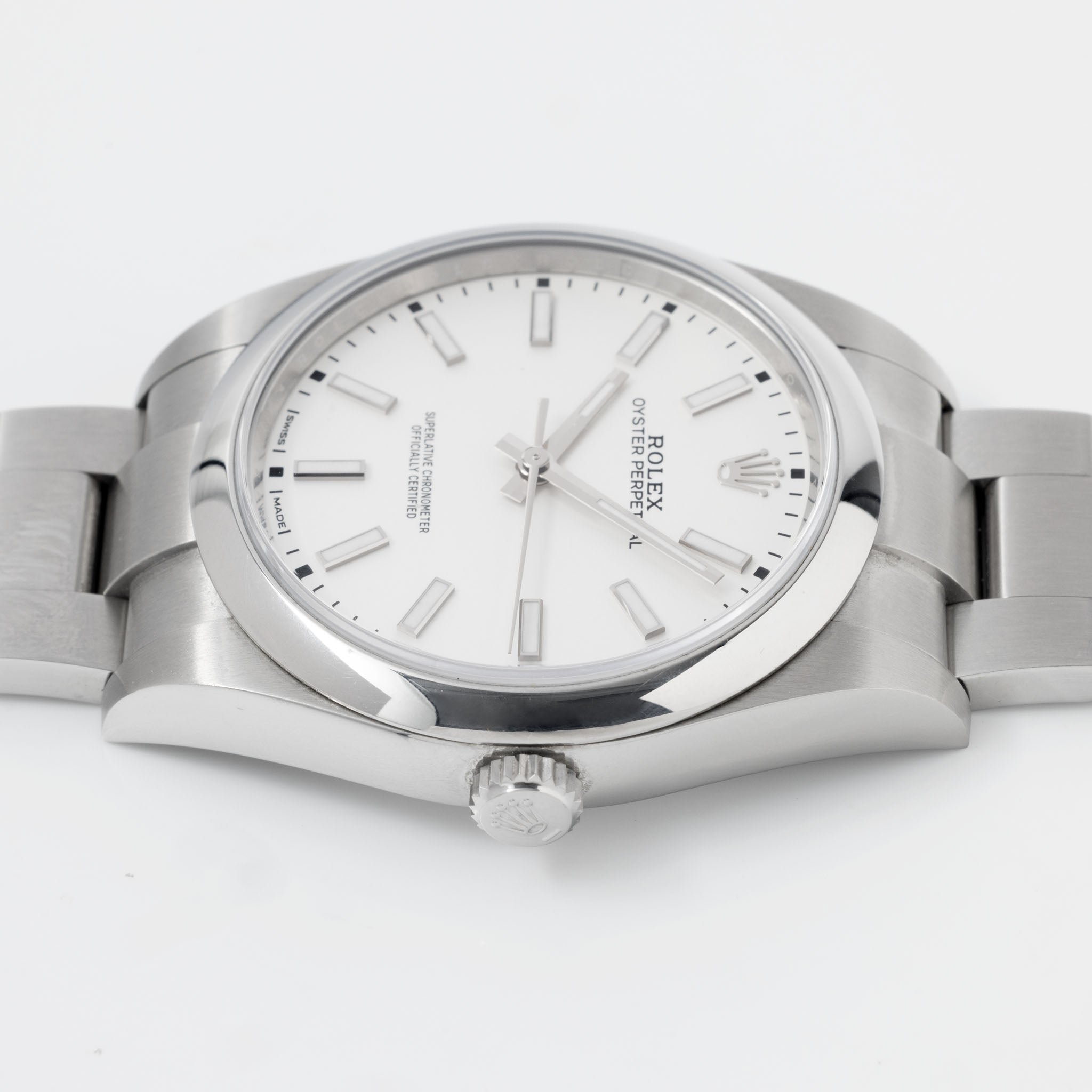Rolex Oyster Perpetual 39 Ref. 114300 White Dial Full-Set 2020