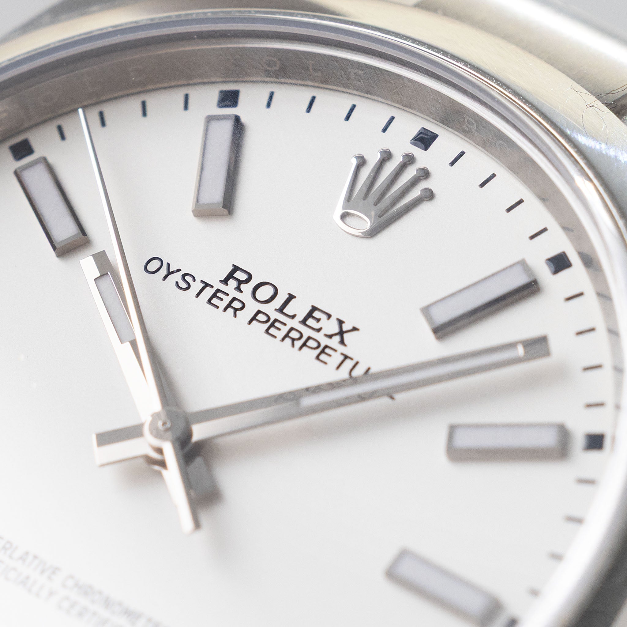 Rolex Oyster Perpetual 39 Ref. 114300 White Dial Full-Set 2020