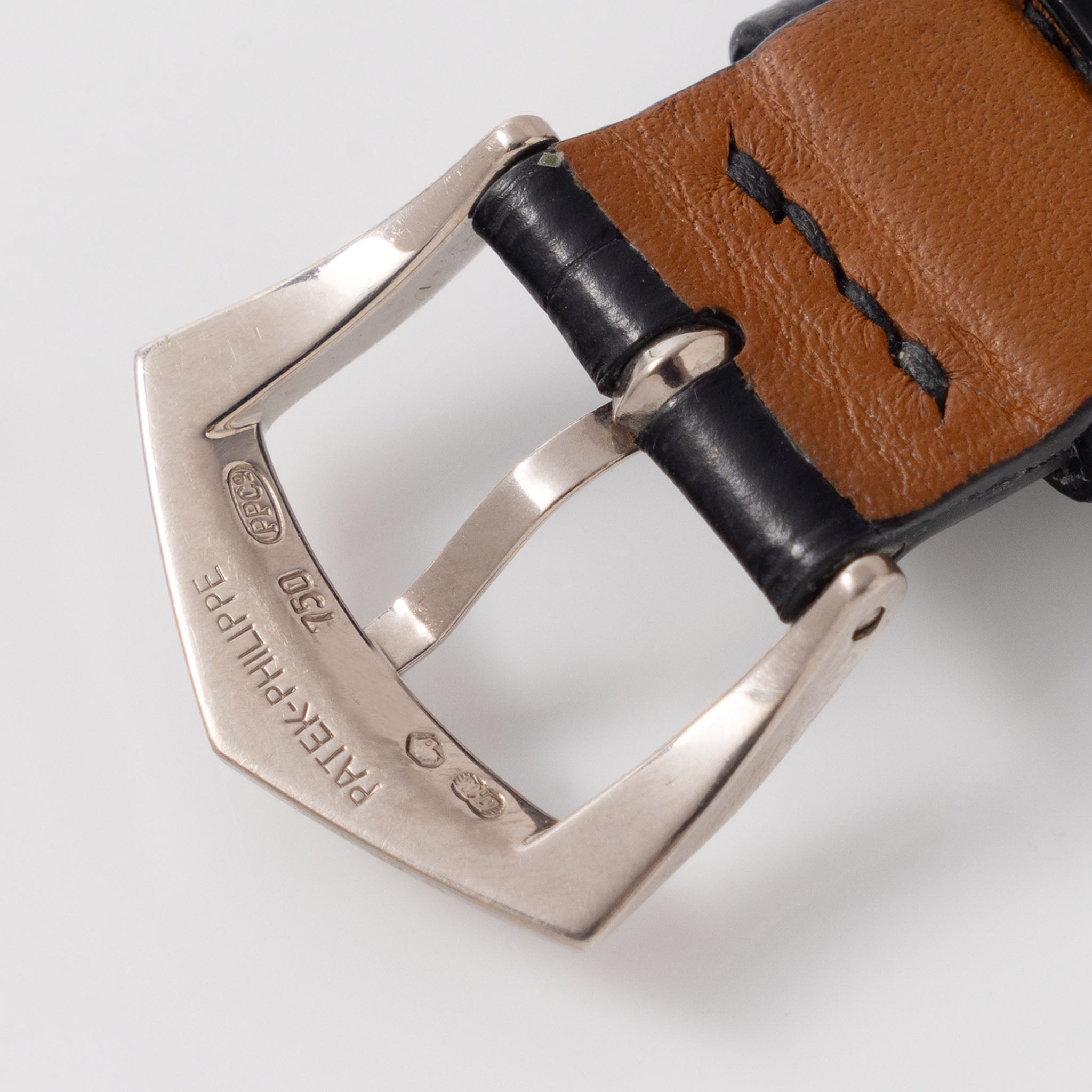 Patek Philippe Square Gondolo Dresswatch 3404P Silver Engraved Dial with Extract of the Archives