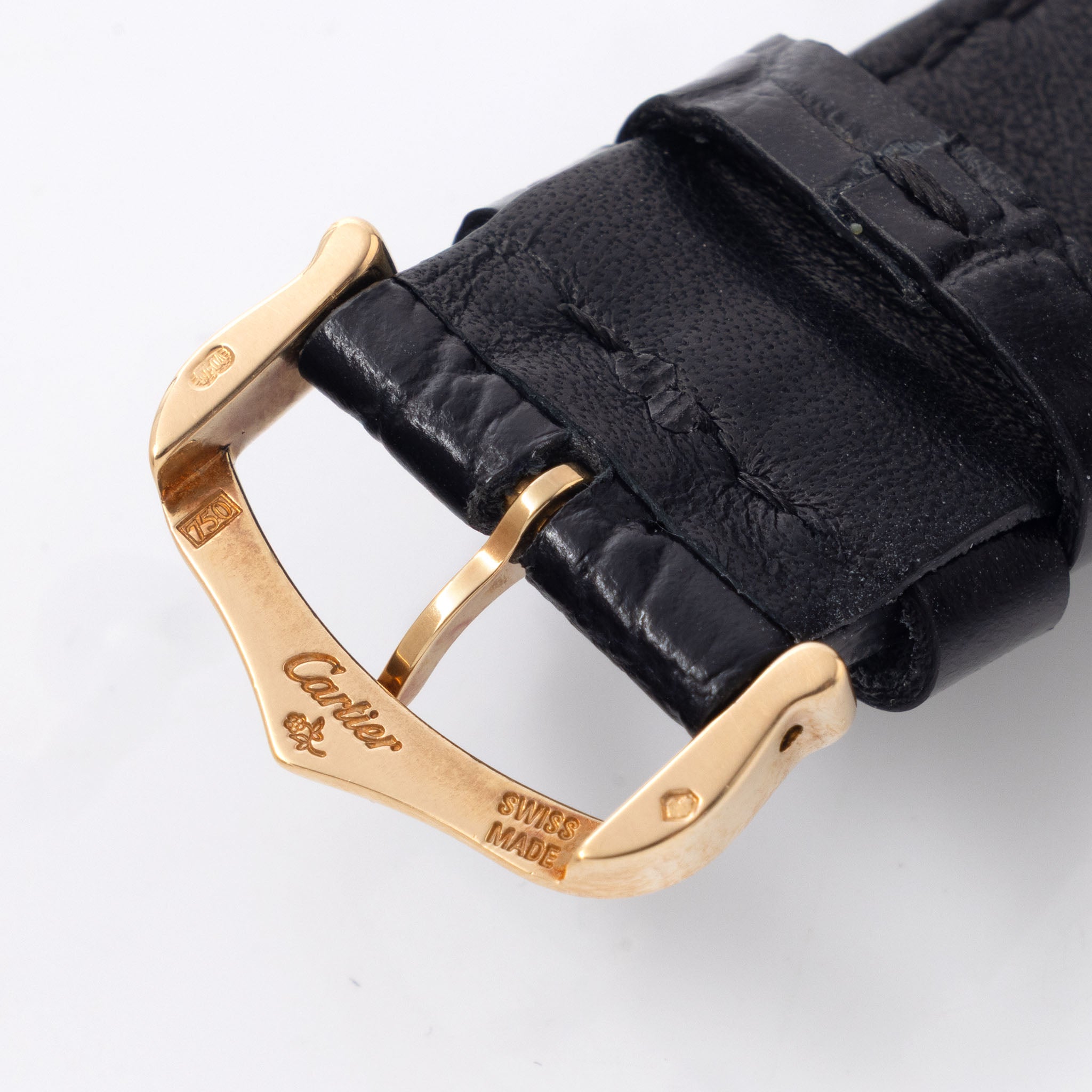 Cartier Tank Louis  ultra thin cream dial ref 96019 in 18 k yellow gold