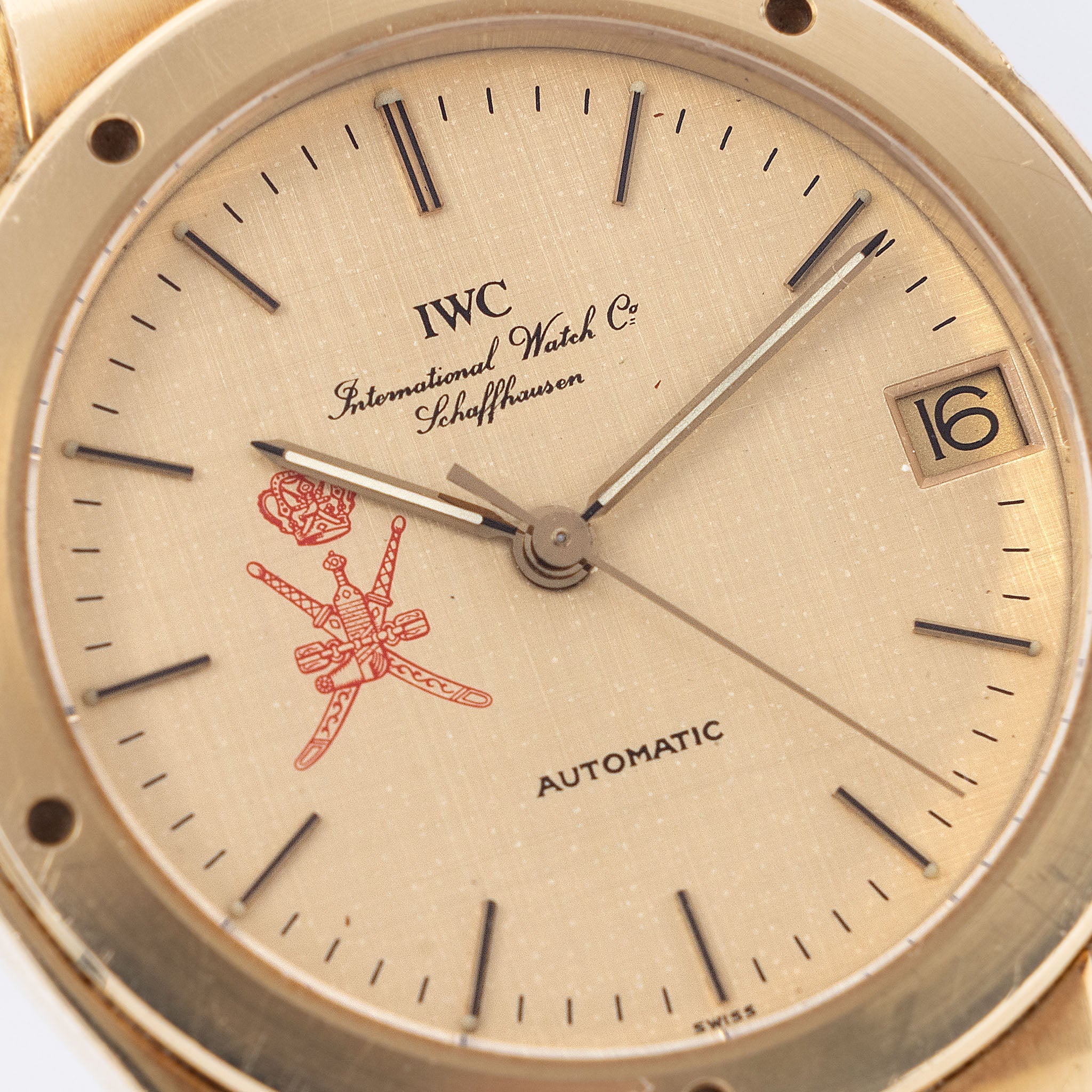 IWC Ingenieur SL Linen Khanjar Dial from original owner family with Box, Booklets , original certificate of origin and Provenance ref 9227 in 18 k yellow gold