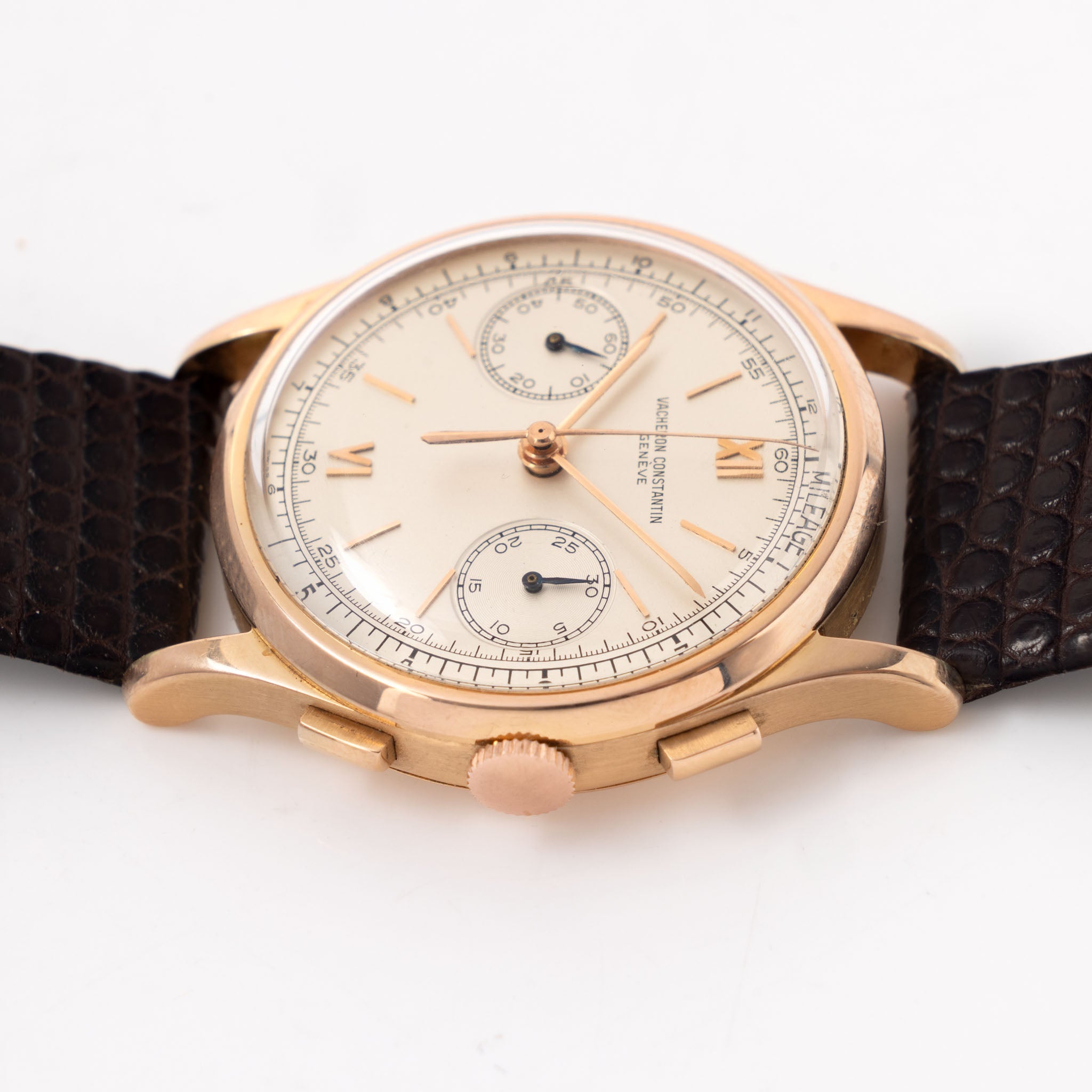 Vacheron Constantin Chronograph ref. 4072 in 18k Rose Gold Cream dial with Extract of the Archives