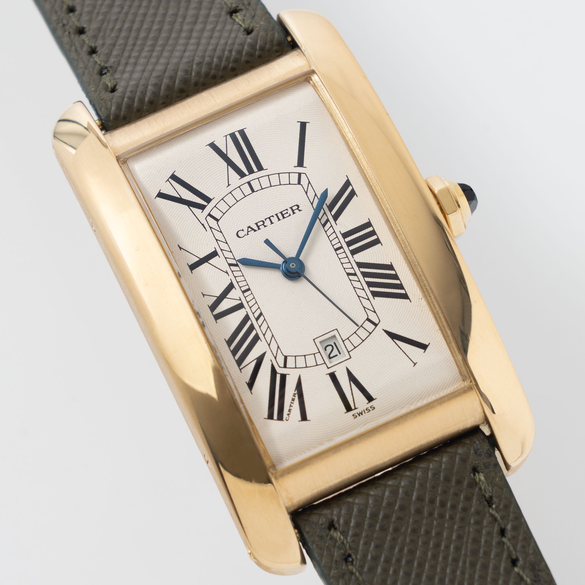 Cartier Tank Américaine Automatique in 18 k yellow gold ref 1740
