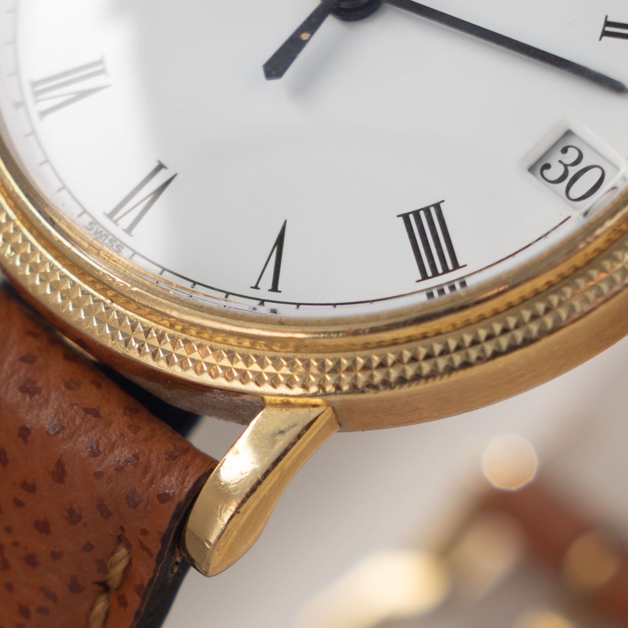 Patek Philippe Calatrava Automatic ref. 3802J White Dial in 18k Yellow Gold Clous de Paris