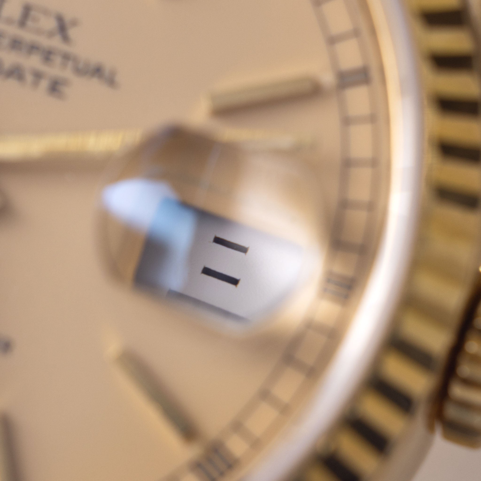 Rolex Day-Date 18238 rare Apricot Stella Dial with Original Guarantee paper in 18k yellow