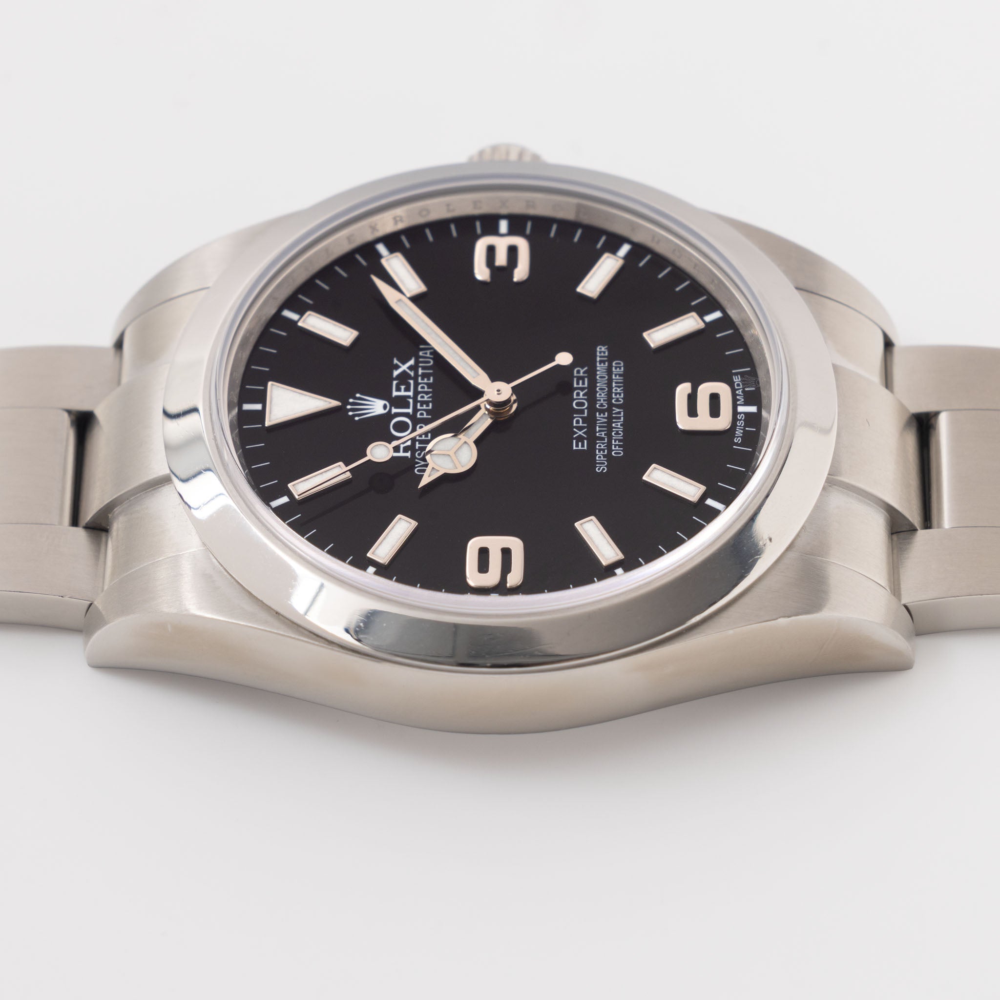 Rolex Explorer ref. 214270 Box and Papers