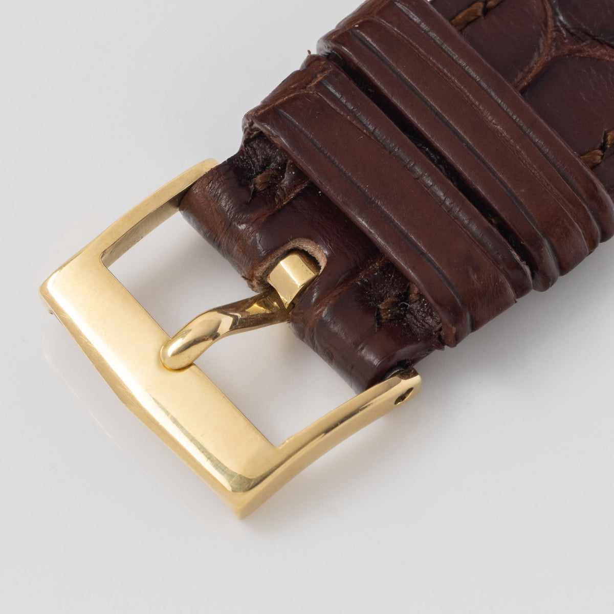 Patek Philippe Calatrava Disco Volante Ref. 2591J in 18k Yellow Gold with Sunburst Beyer Double-Signed Dial and Extract from the Archives