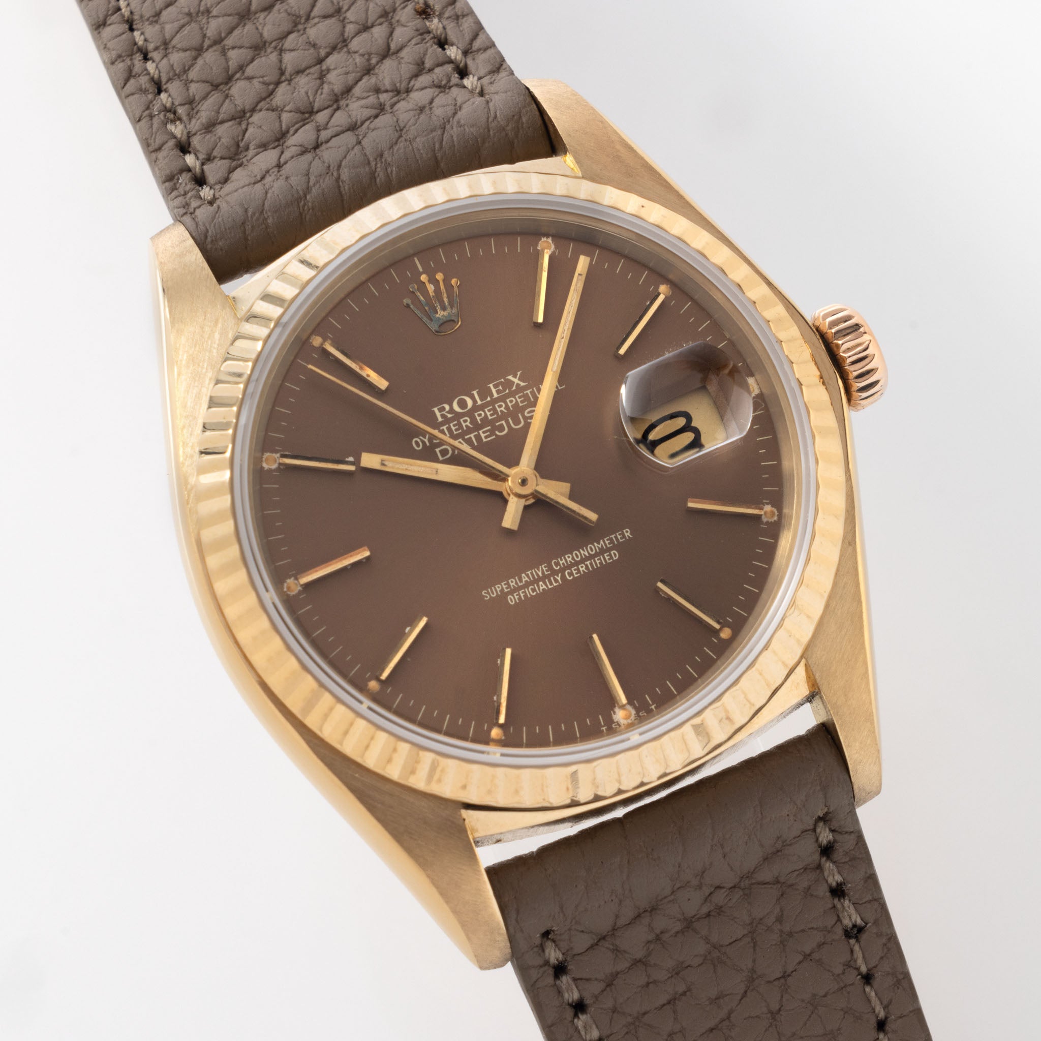 Rolex Datejust Referenz 16018 mit Cappuccino Zifferblatt in 18 Karat Gelbgold