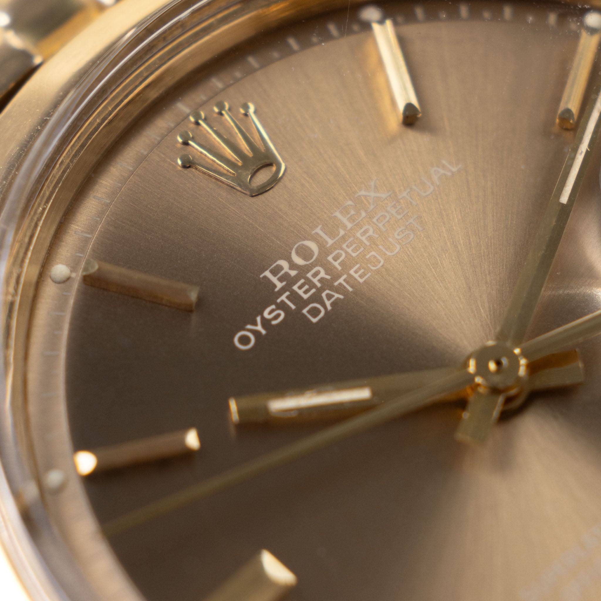 Rolex Datejust Referenz 1600/8 mit Cappuccino Zifferblatt in 18 Karat Gold