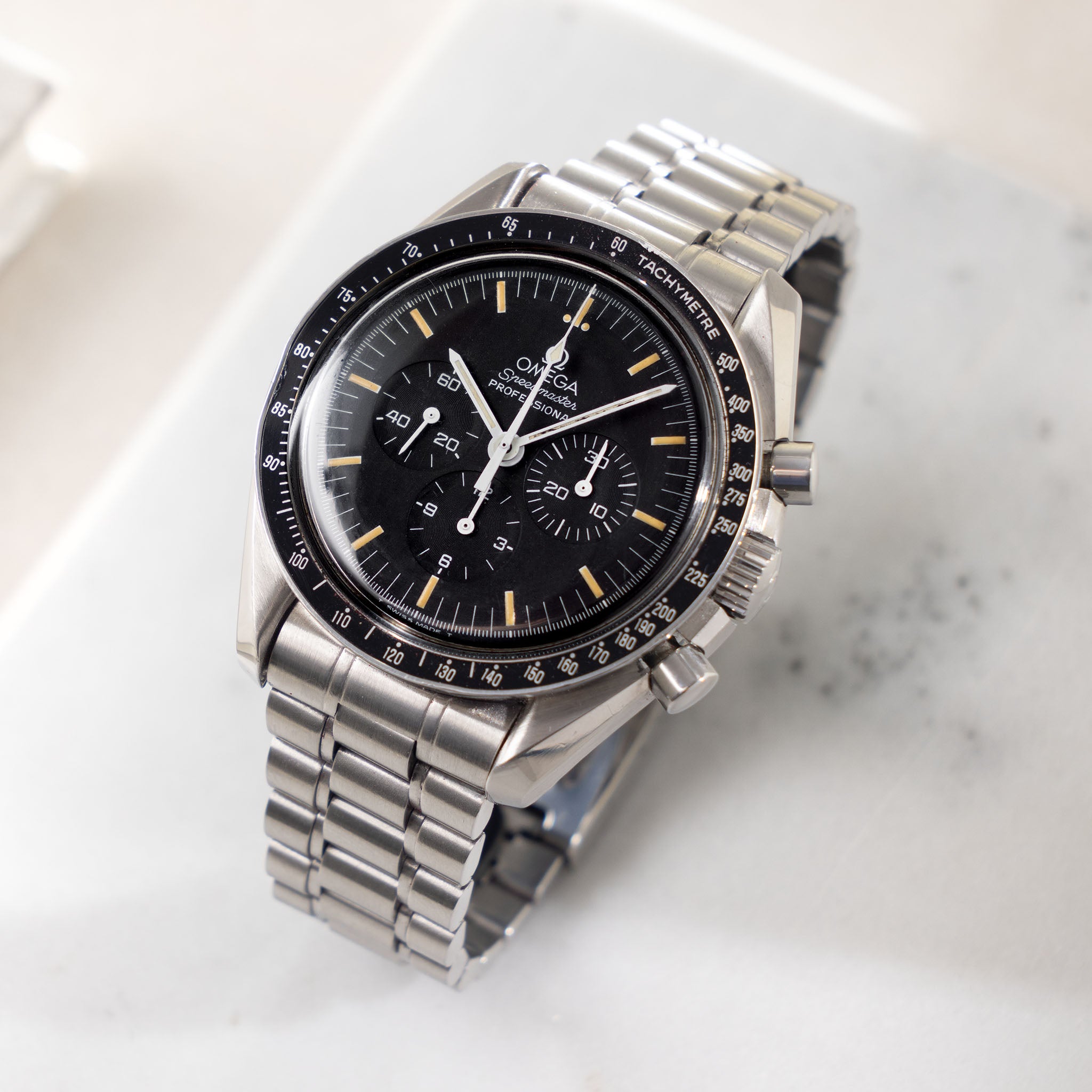 Omega Speedmaster Professional Tritium Zifferblatt mit Box und Papieren Referenz 145.0022