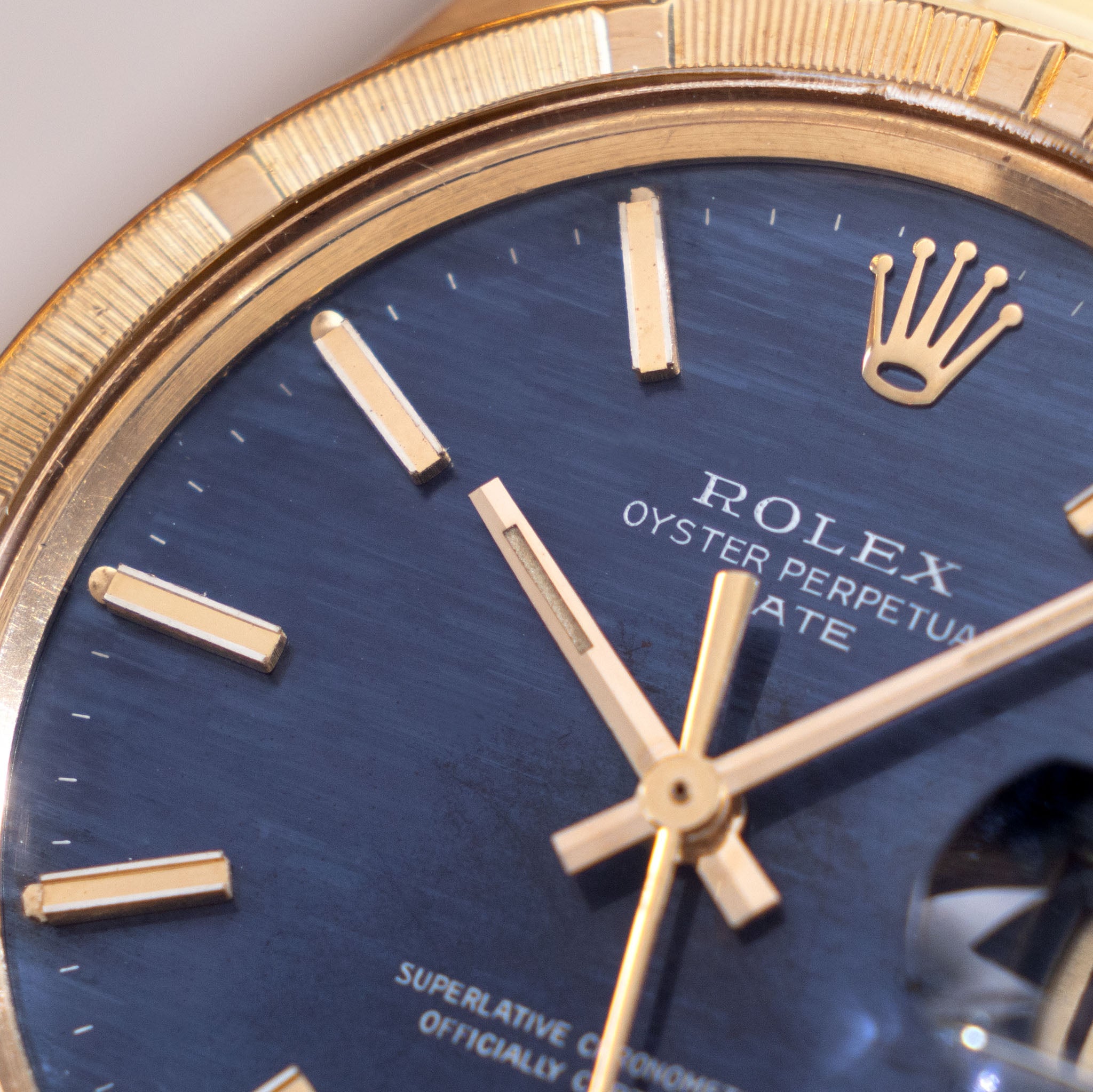 Rolex Oyster Perpetual Date in blue "Shantung "dail ref 1501/8