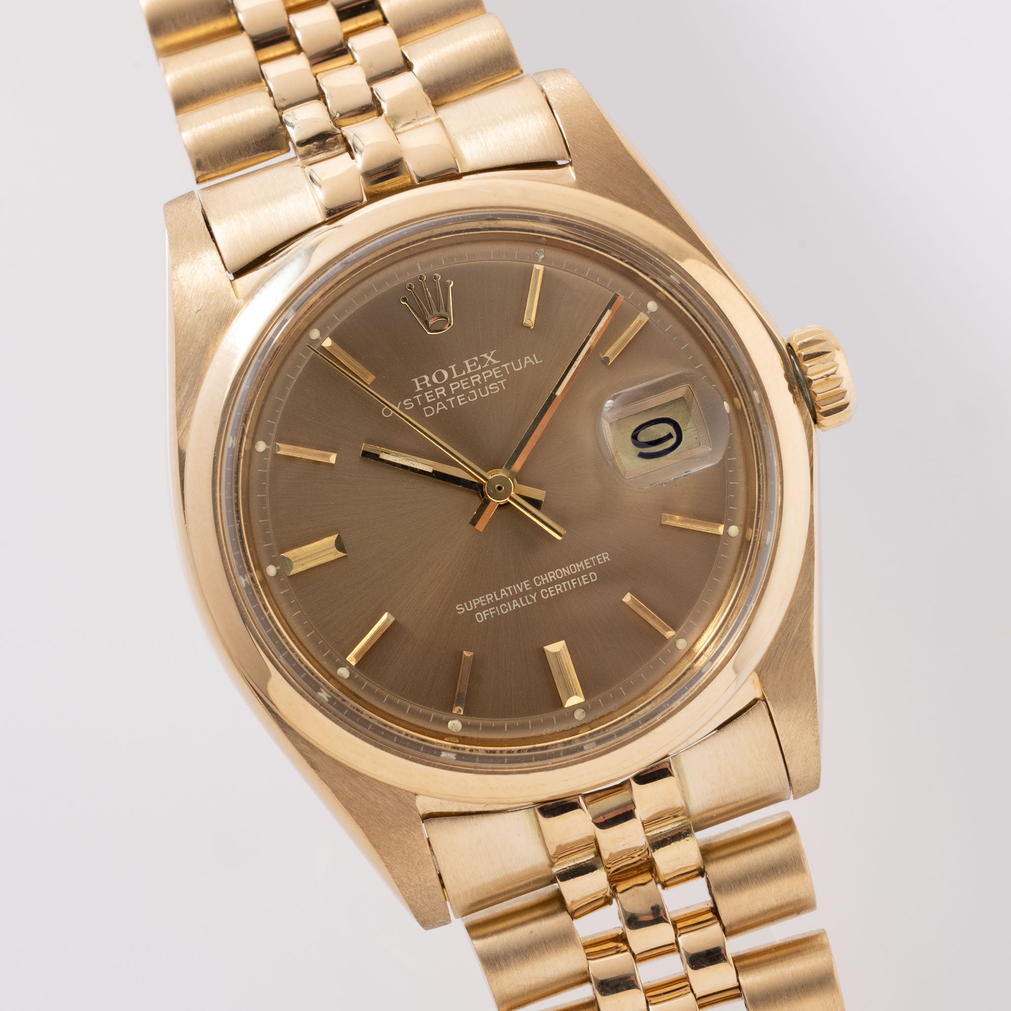 Rolex Datejust Referenz 1600/8 mit Cappuccino Zifferblatt in 18 Karat Gold