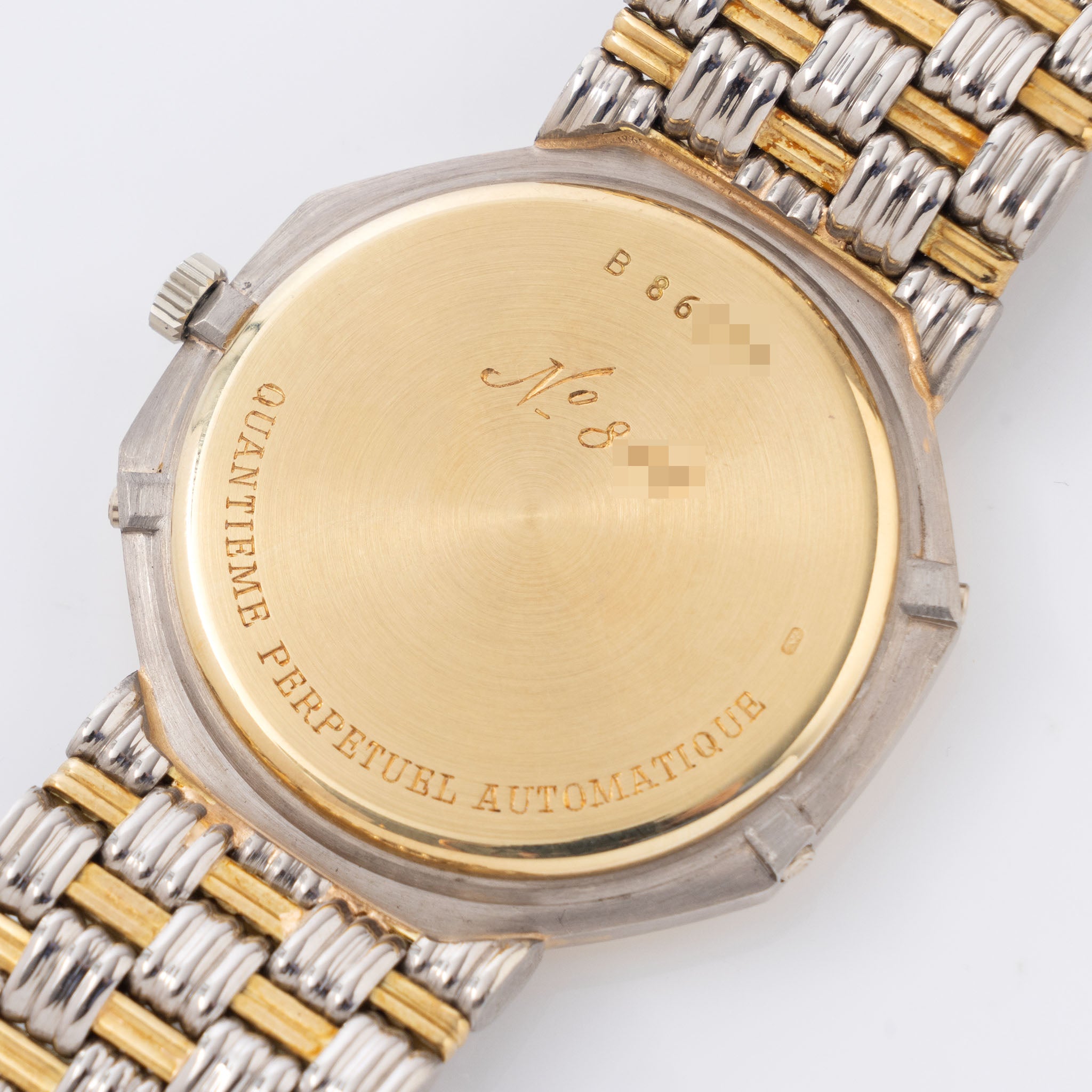 Audemars Piguet Referenz 5557CAPerpetual Calendar in Gelb- und Weißgold Octagonal Gehäuse mit Auszug aus dem Archiv