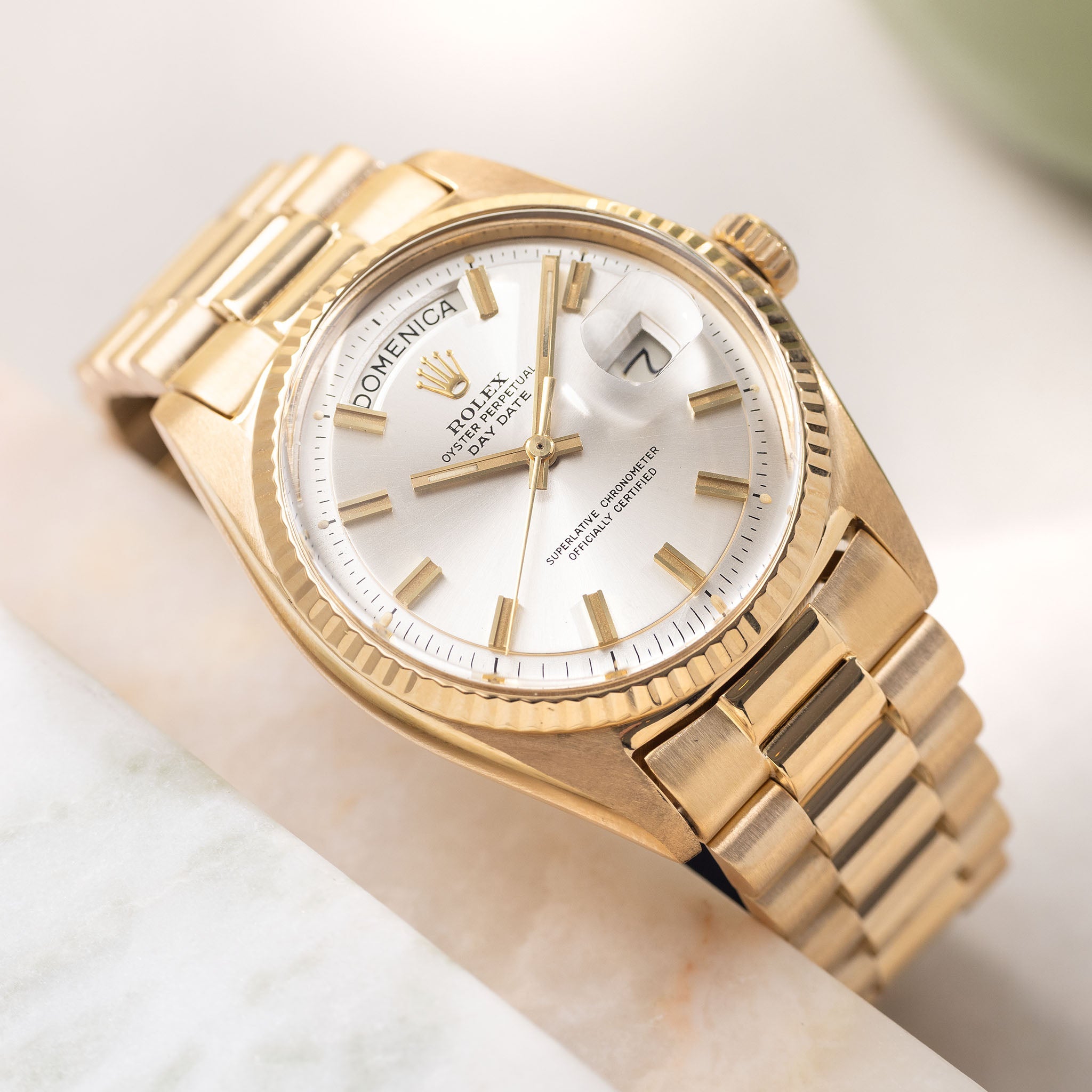 Rolex Day-date silver wideboy dial in 18 k yellow gold ref 1803