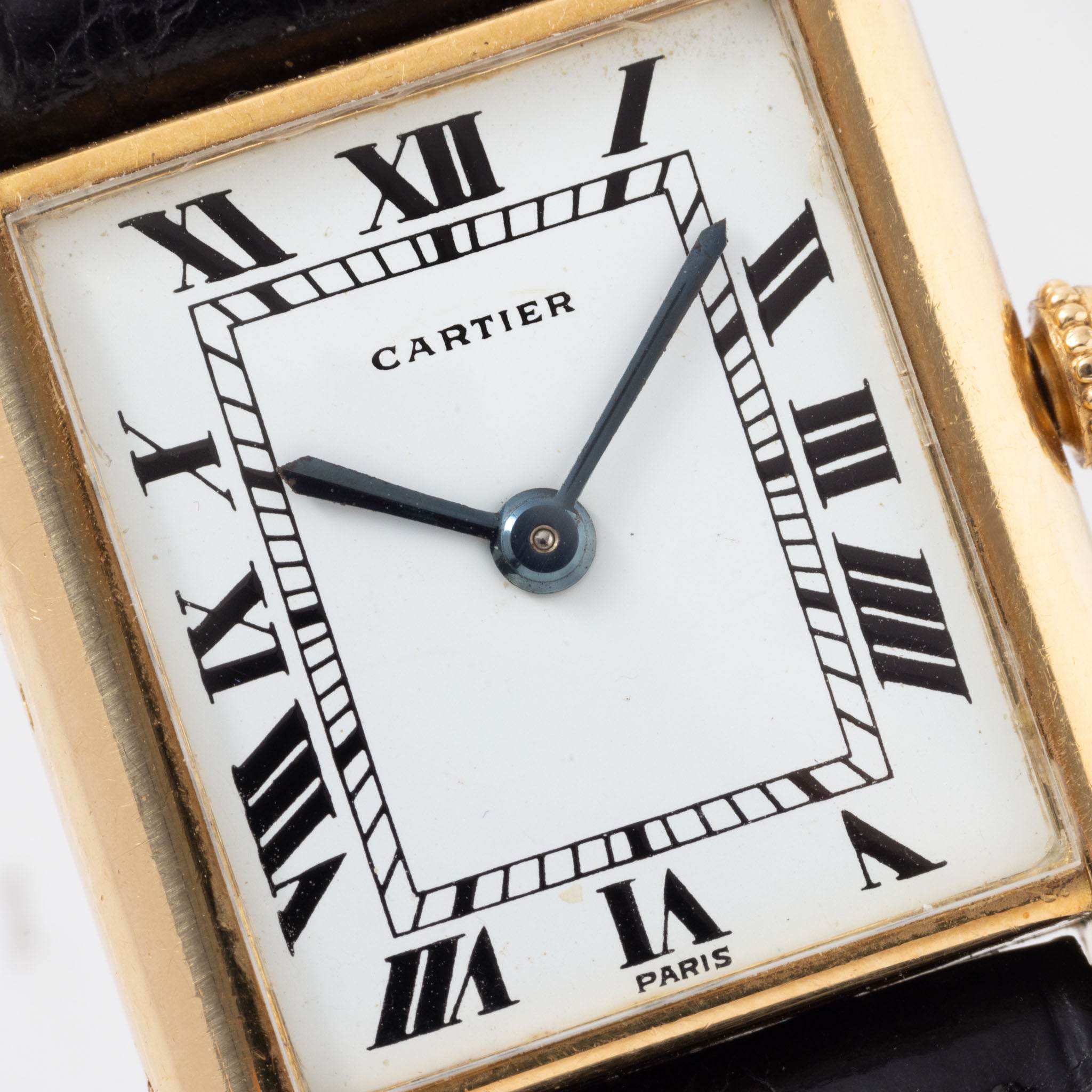 Cartier Tank Louis 18 Karat Gold "Paris Zifferblatt" mit Jaeger Uhrwerk 1960er