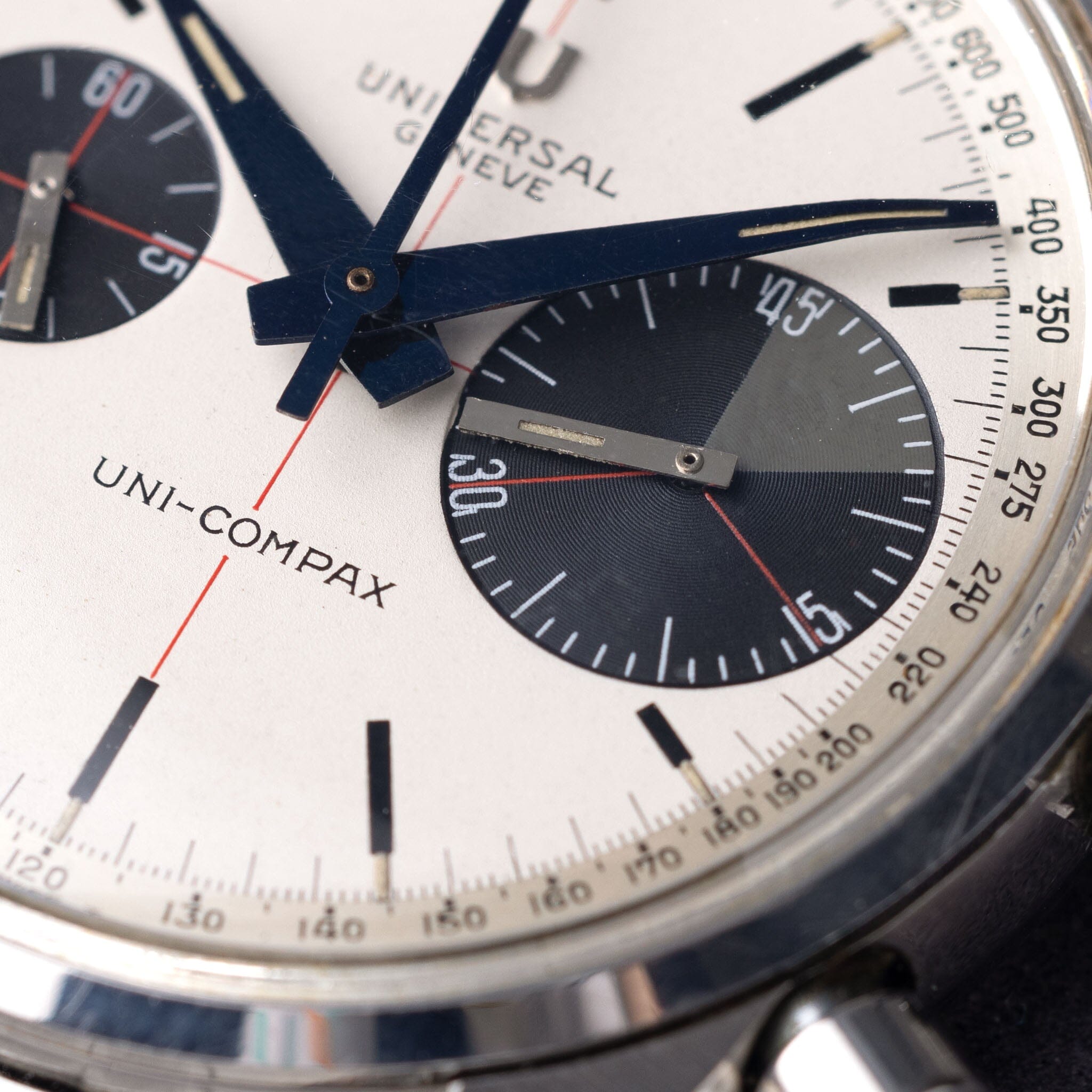 Universal Geneve Uni-Compax 884100/02 "Big Eye" White Dial