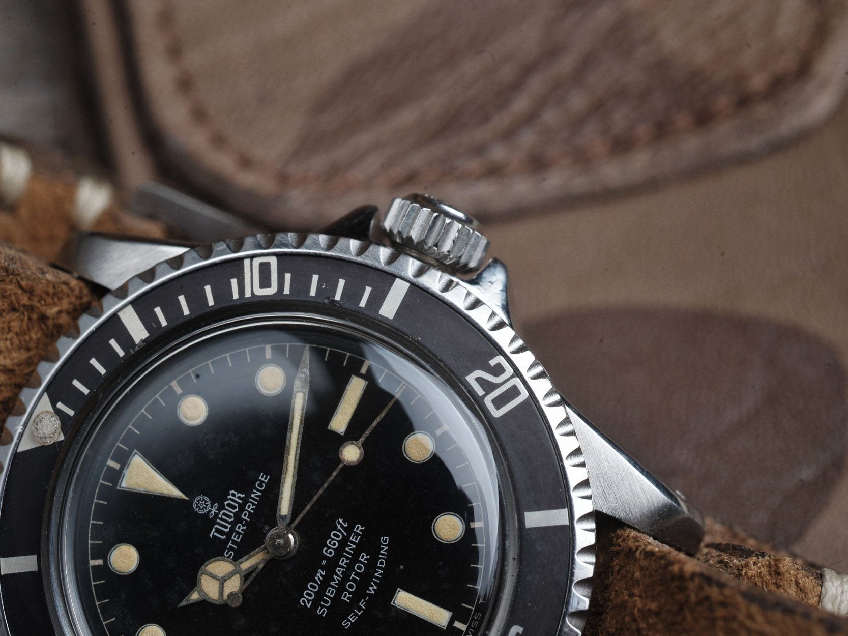 TUDOR 7928 SUBMARINER POINTED CROWNGUARD