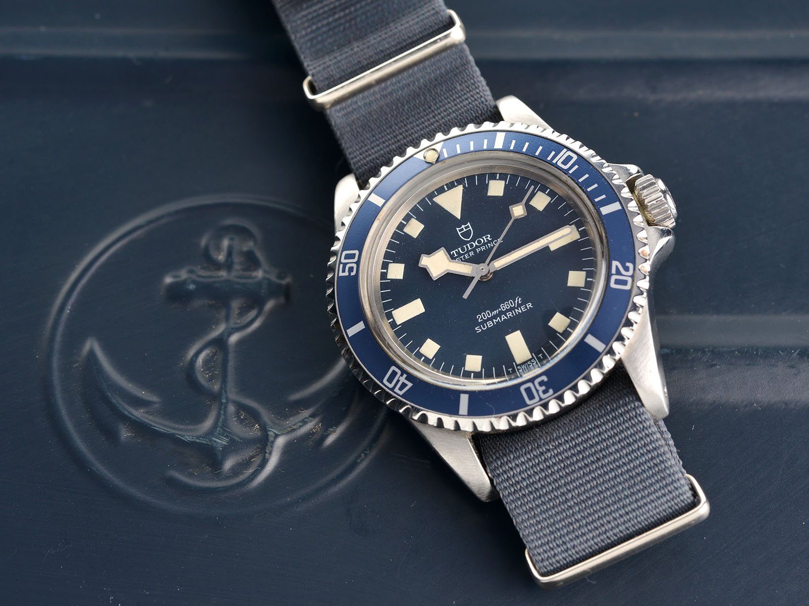 TUDOR MN SNOWFLAKE 1977 MARINE NATIONALE