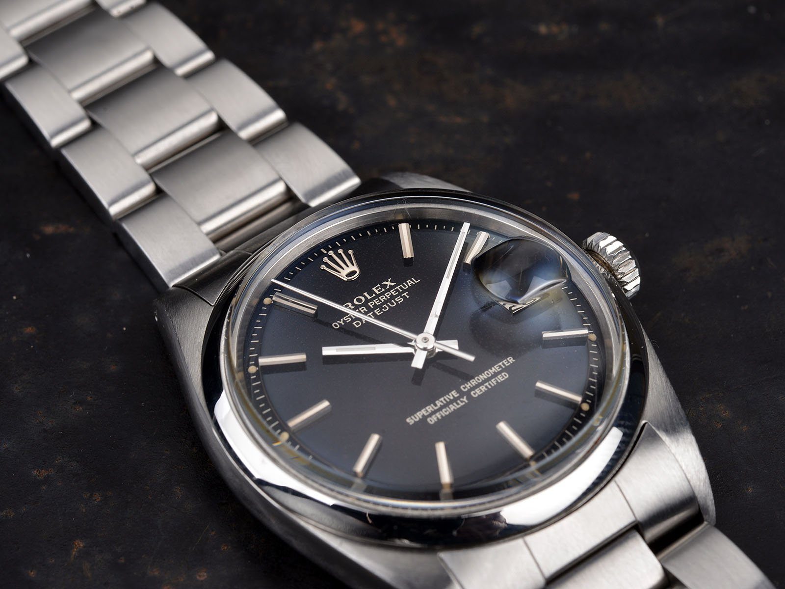 ROLEX BLACK GLOSS GILT-PRINT 1600 DATEJUST